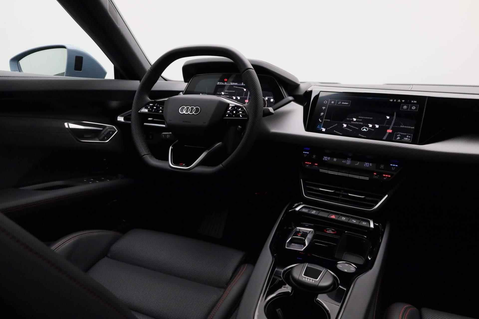 Audi e-tron GT S 592pk Quattro | 30 Day Sale!** | Assistentiepakket plus remote | Glazen panoramadak smart glass | Vierwiel- en sportbesturing | - 40/56