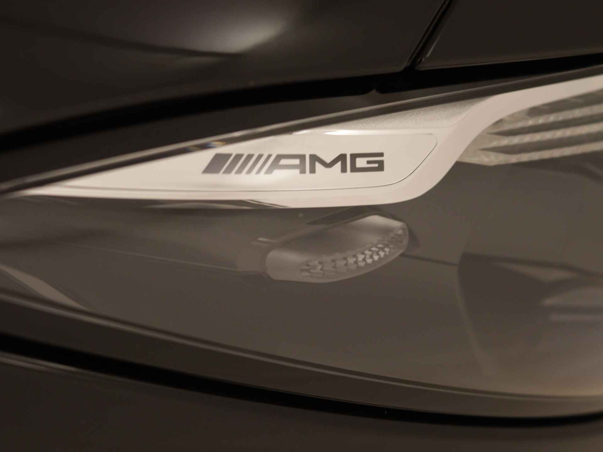 Mercedes-Benz SL-Klasse Roadster 43 | AMG DYNAMIC PLUS pakket | AMG Nightpakket | V8 Stylingpakket exterieur | 21" 10-dubbelspaaks gesmede AMG-velgen, zilver | ENERGIZING-pakket | Burmester Surround Sound systeem | Parkeerpakket met achteruitrijcamera | - 42/47