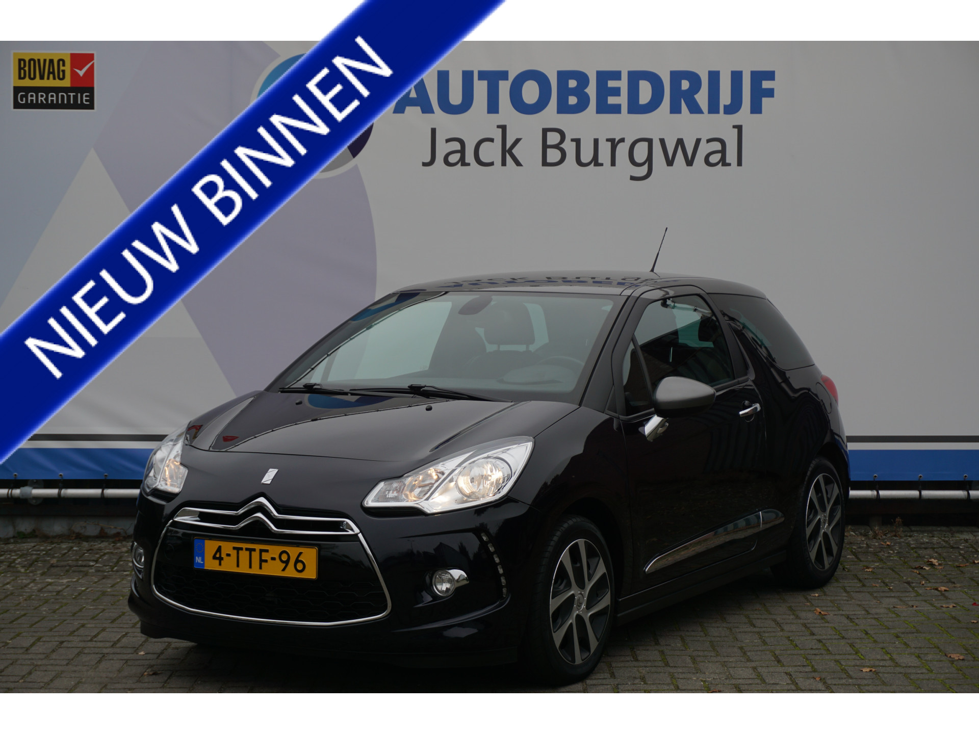 Citroën DS3 1.2 VTi So Chic Cruiesecontr. | PDC | Navi * All in prijs *