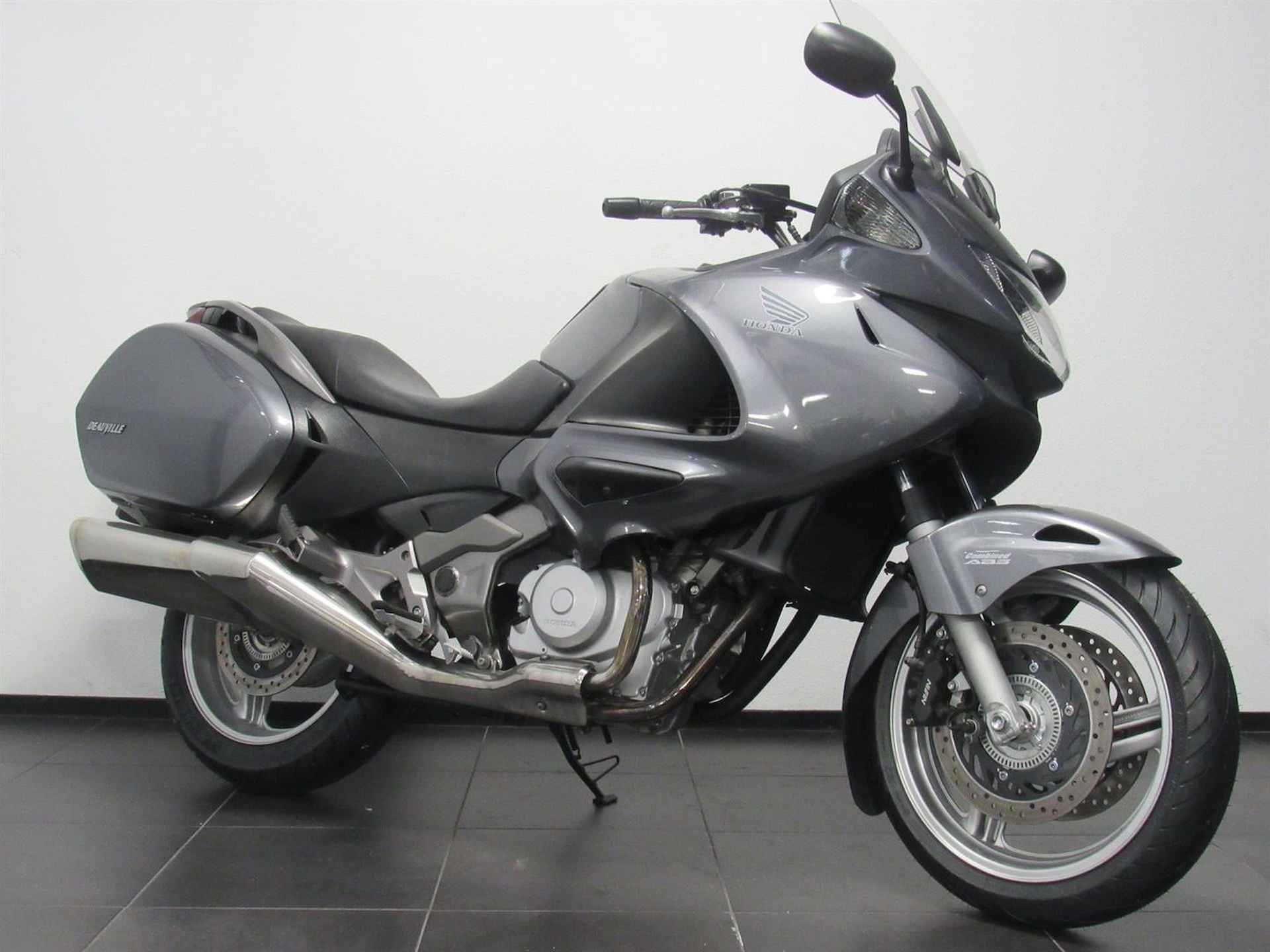 Honda NT 700 DEAUVILLE ABS - 2006 - 2/6