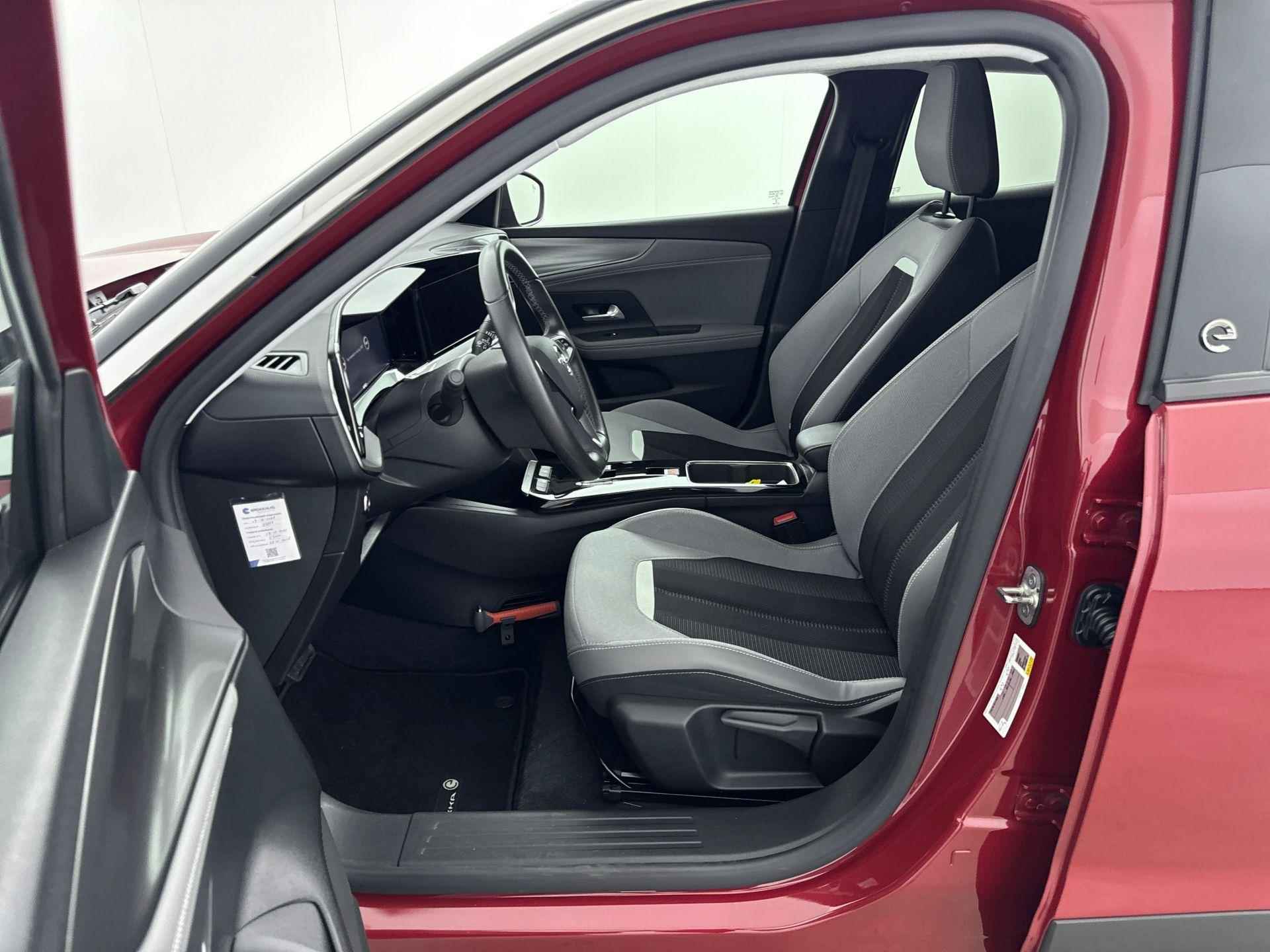 Opel Mokka-e Business Elegance 50-kWh 11kw bl. | Fase 3 | Two Tone | Navigatie | Camera | CarPlay - 9/36