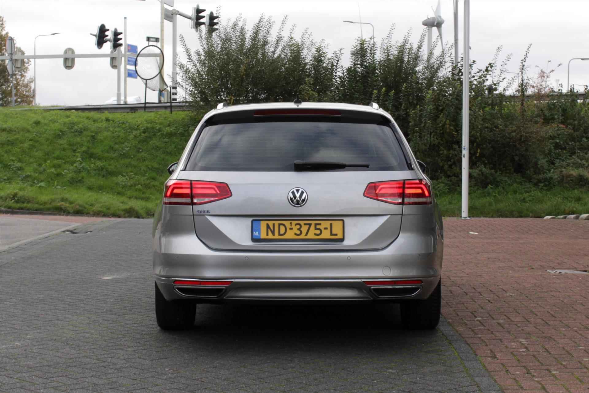 VOLKSWAGEN Passat Variant 1.4 TSI PHEV 218pk 6-DSG GTE Connected Series - 9/39