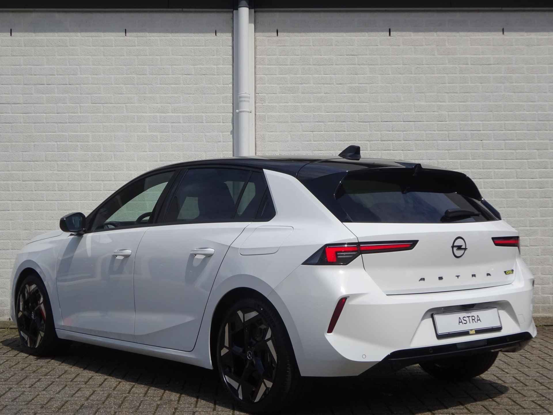 Opel Astra 1.6 Turbo 225 pk Hybrid GSe |LED PIXEL VERLICHTING|FULL OPTIONS|ALCANTARA BEKLEDING| - 4/63