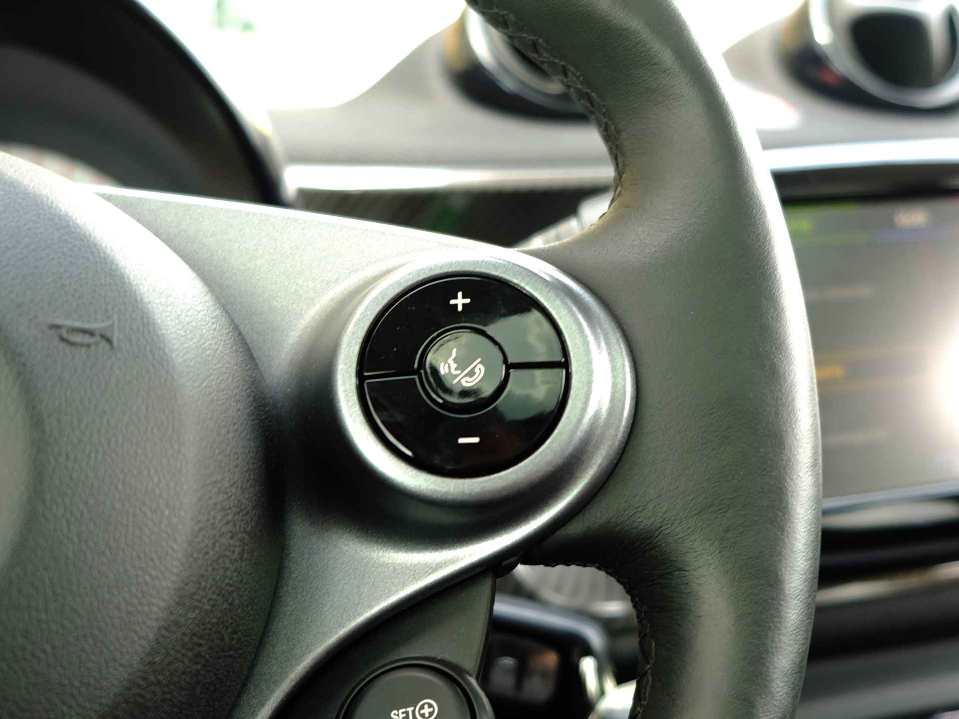 SMART Forfour EQ 82pk Comfort+ | Panorama Dak | Stoelverwarming | Camera | BTW - 16/22