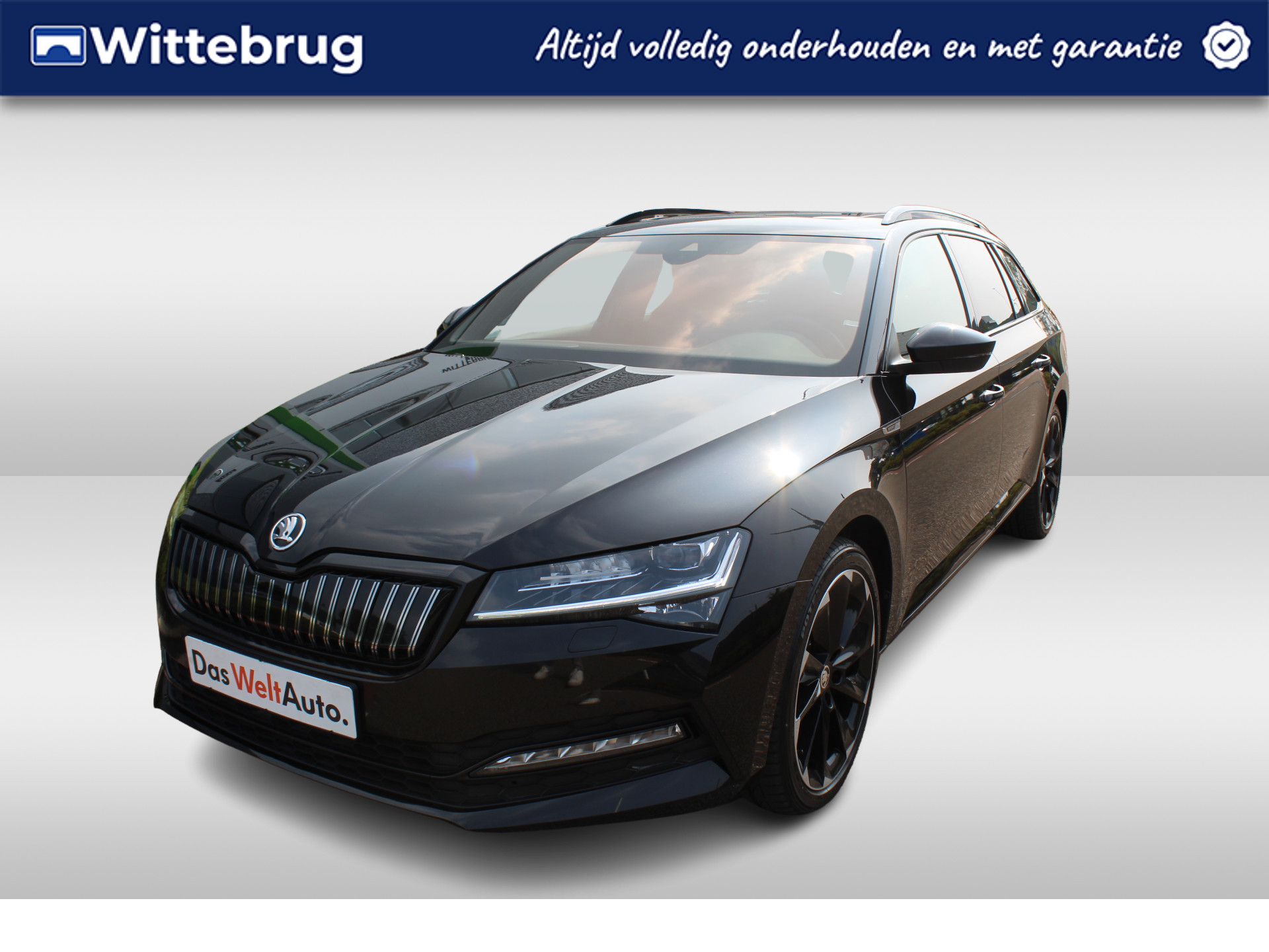 Škoda Superb Combi 1.4 TSI iV Sportline Business / PANODAK / 19"LMV / LEDER / CAMERA / Elektr. Achterklep