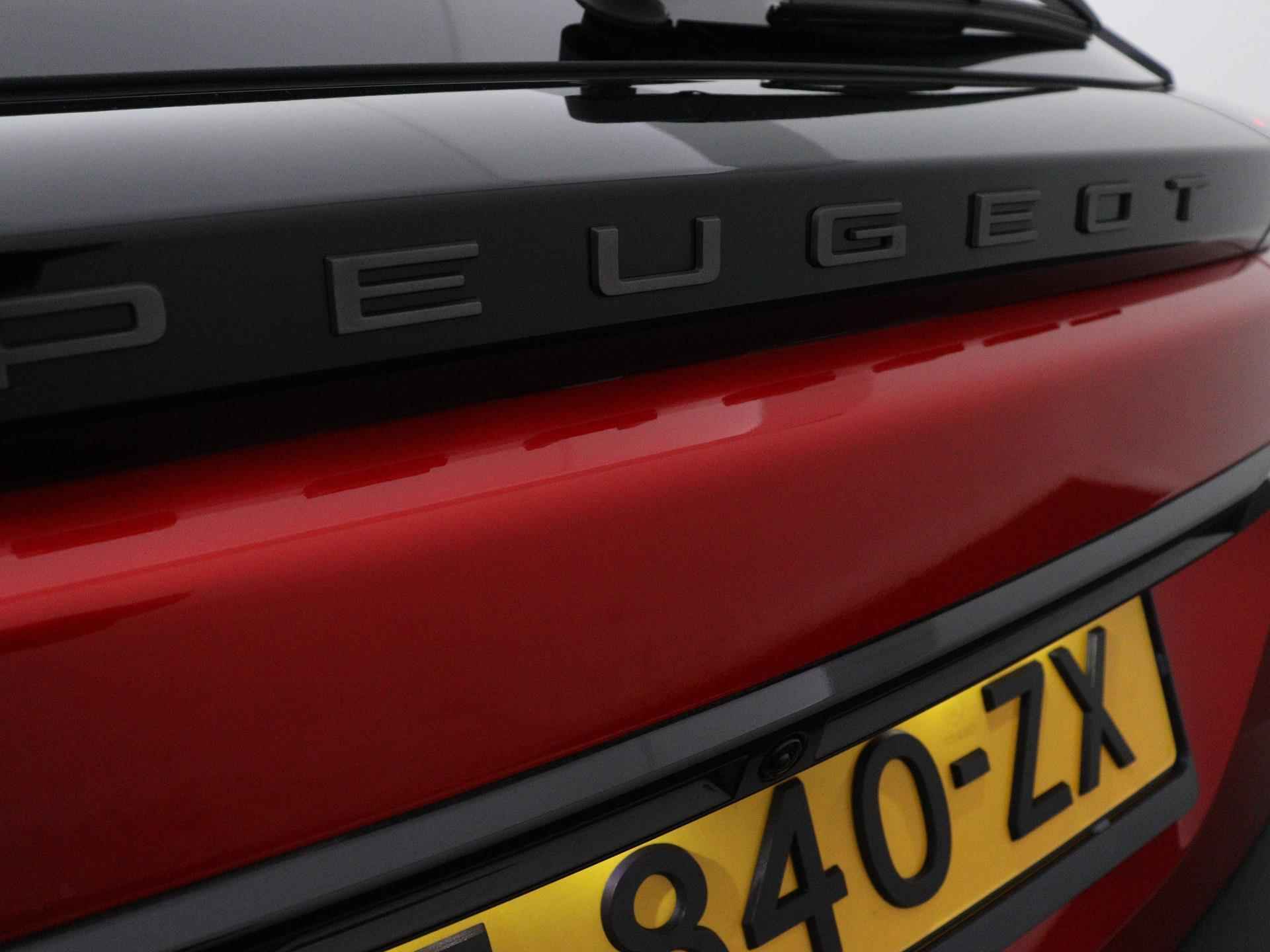 Peugeot e-2008 EV 54 kWh GT 156pk Automaat | Nieuw Model | Navigatie | Sportstoelen | Camera Voor | Dodehoek Detectie | Adaptieve Cruise Control - 14/39