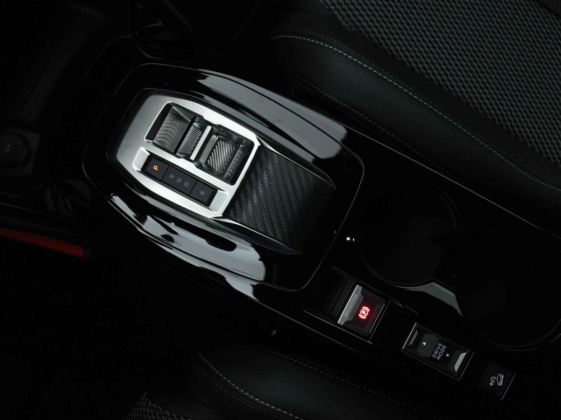 Peugeot e-2008 EV 54 kWh GT 156pk Automaat | Nieuw Model | Navigatie | Sportstoelen | Camera Voor | Dodehoek Detectie | Adaptieve Cruise Control - 30/39