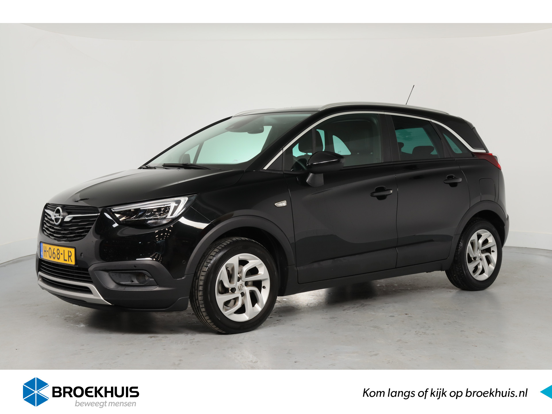 Opel Crossland X 1.2 Turbo Innovation | Dealer Onderhouden! | 1e Eigenaar! | AGR | Camera | Clima | LED | Navi | Keyless | Cruise | Parkeersensor bij viaBOVAG.nl