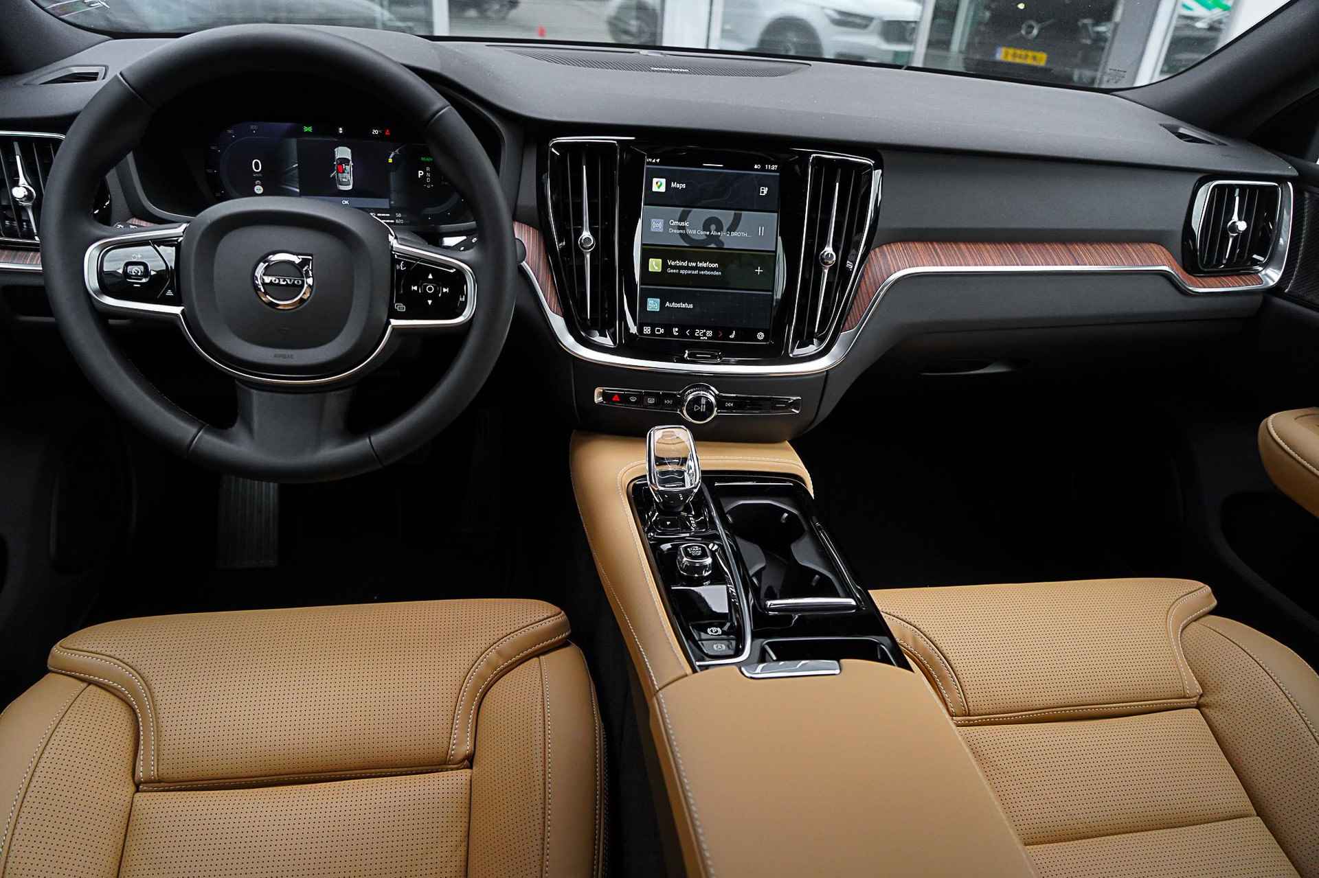 Volvo S60 2.0 Recharge T6 AWD Ultimate Dark €3.000 demo voordeel | Long Range | Stoelventilatie | Elektrisch verstelbare stoelen met geheugen | Google | Stoelverwarming | Stuurverwarming | Harman/Kardon Audio - 12/30