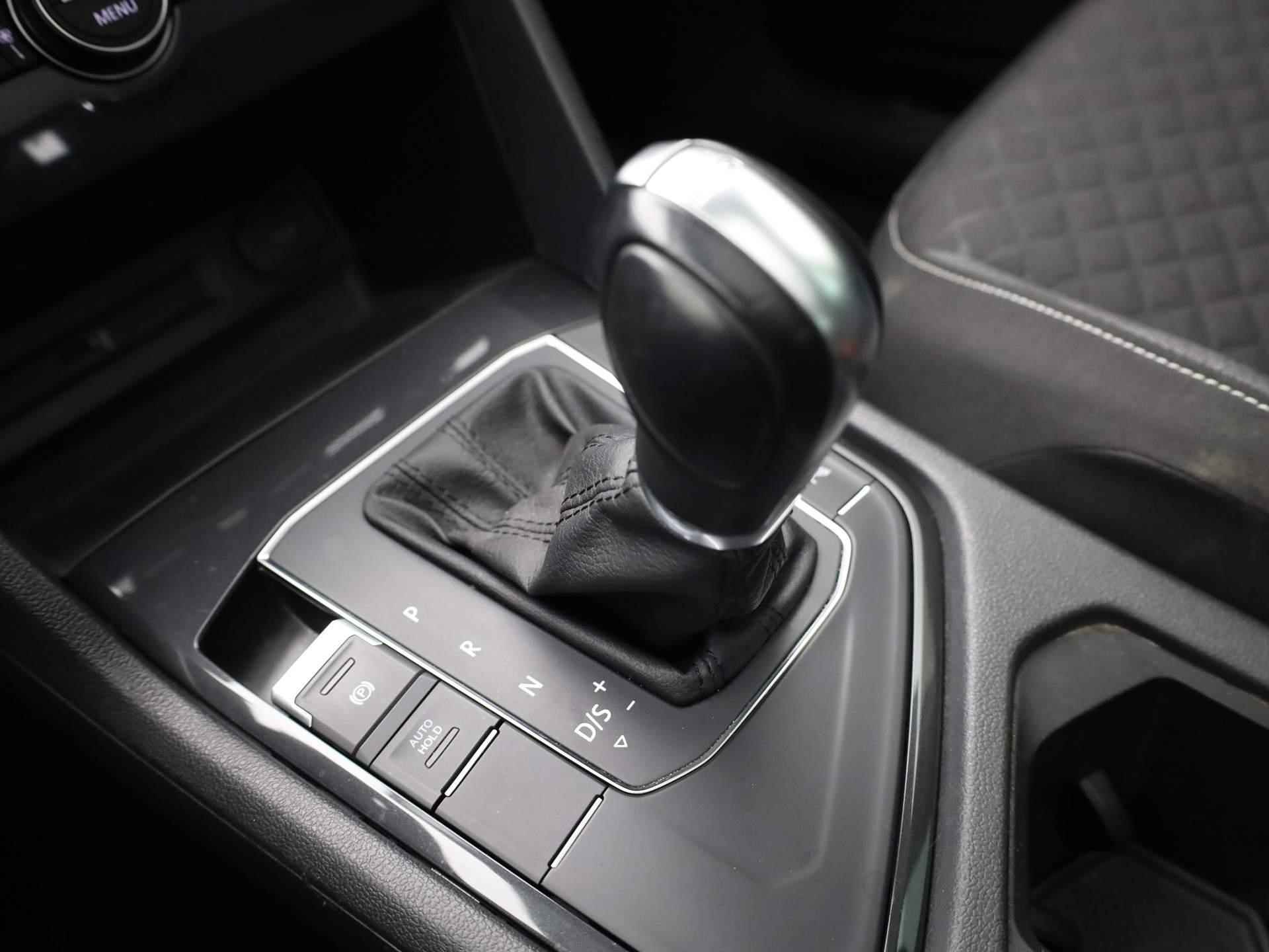 Volkswagen Tiguan 1.5TSI/150PK Join R line DSG · Panoramadak · Parkeersensoren + camera · Stoelverwarming - 15/43