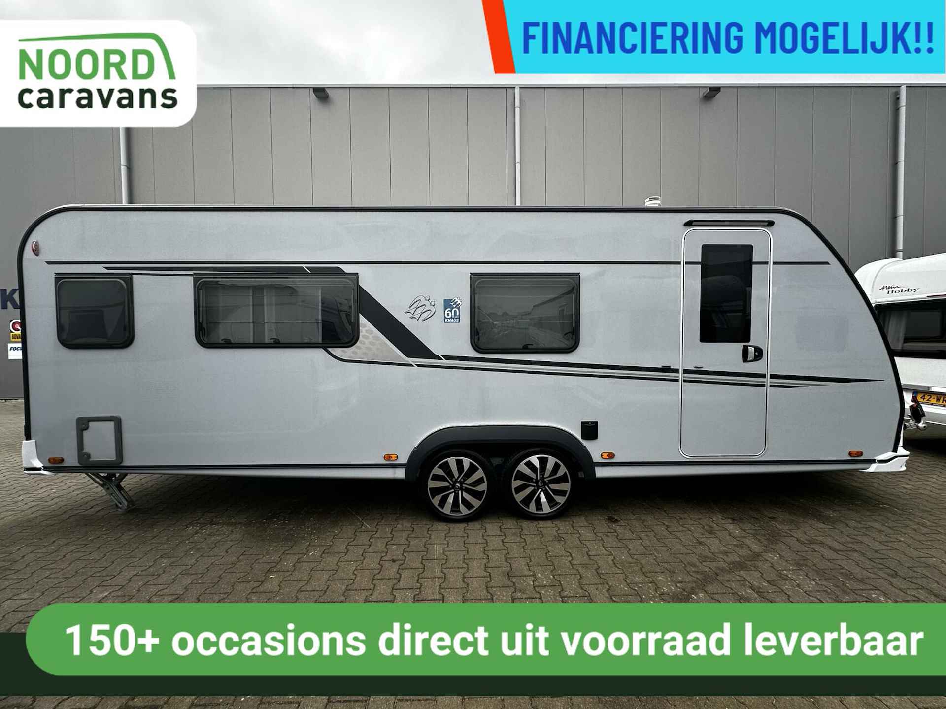 Knaus 60 Years Edition 650 PXB, QUEENSBED, BADKAMER, RONDZIT