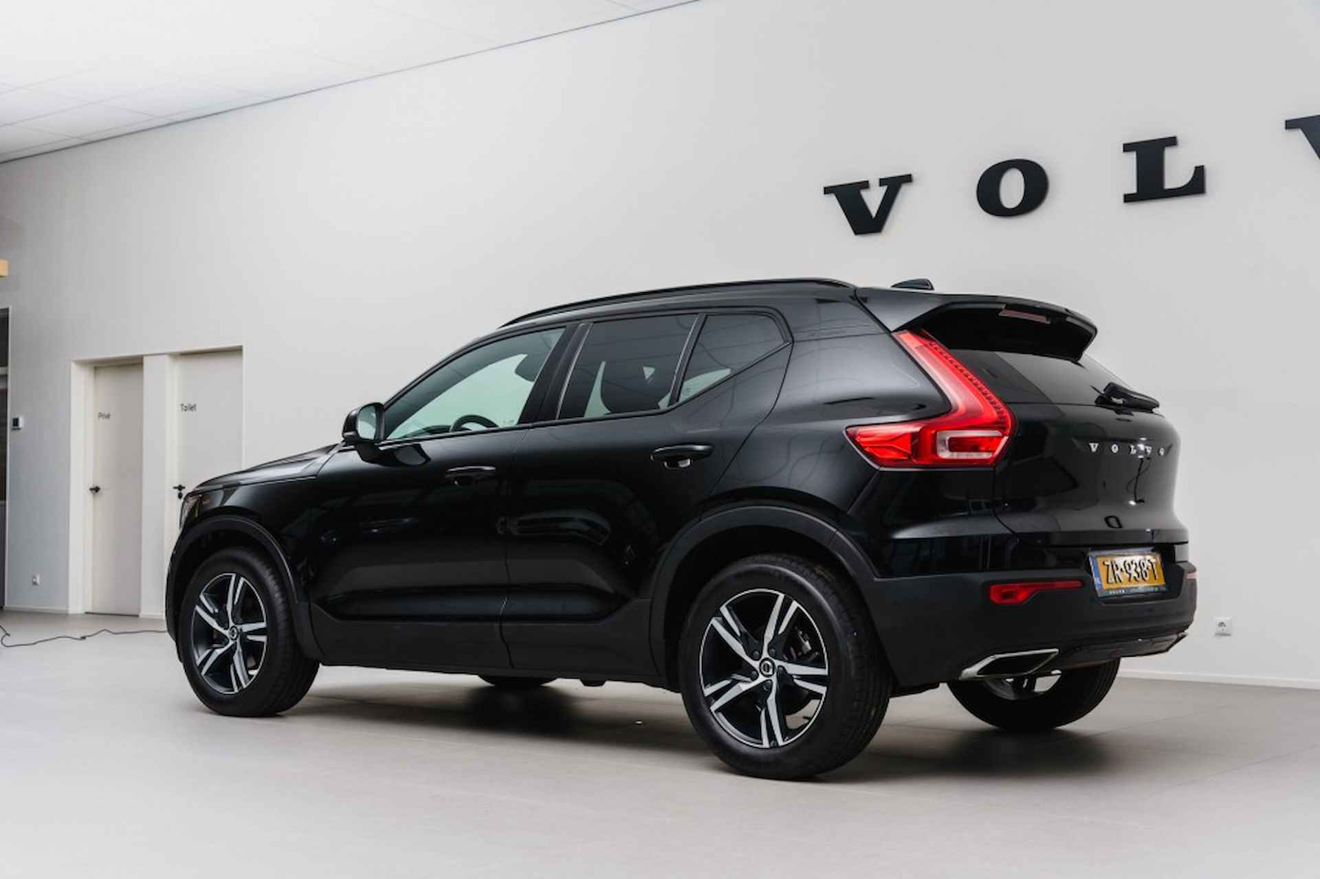 VOLVO Xc40 T3 Geartronic R-Design - 3/23