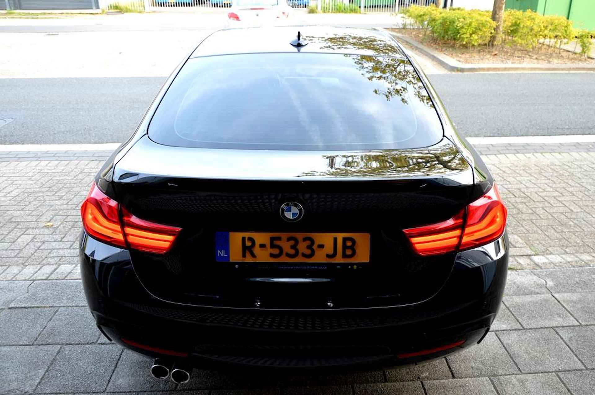 BMW 4-serie Gran Coupé 420i High M-Sport CAM/S18/NAVI/LEER - 35/51