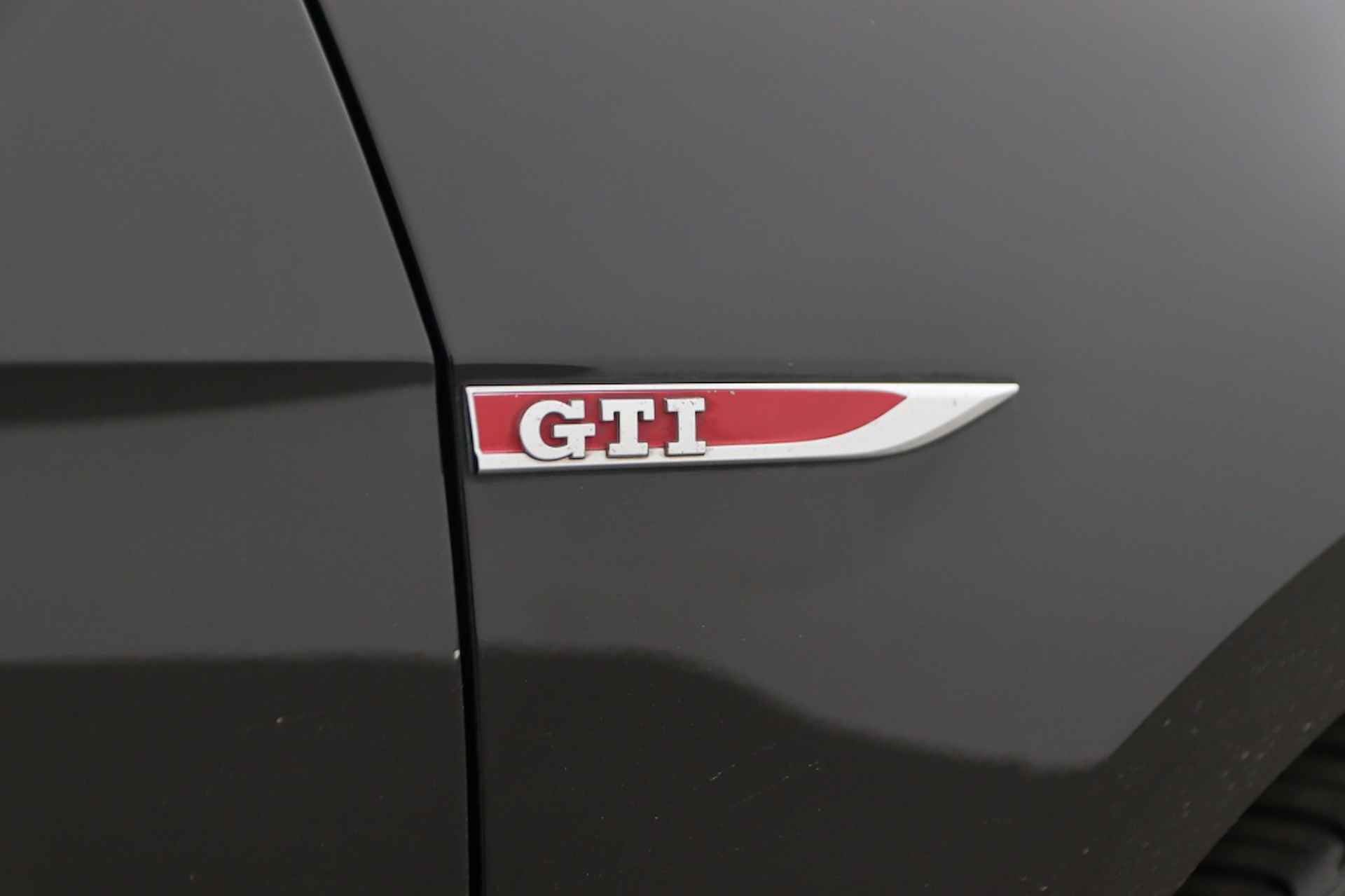 Volkswagen Golf 2.0 TSI GTI Perf. - 41/42