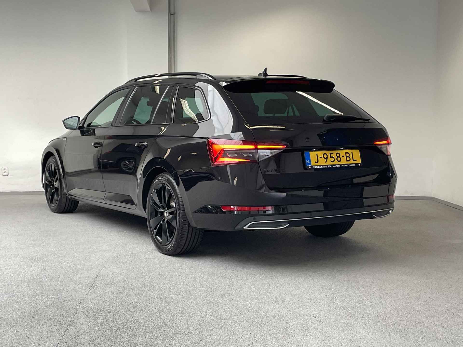 Skoda Superb Combi 1.4 TSI iV Sportline | 1e-EIG. | ORG.NL | BLACK-STYLE | VIRTUAL | - 3/54