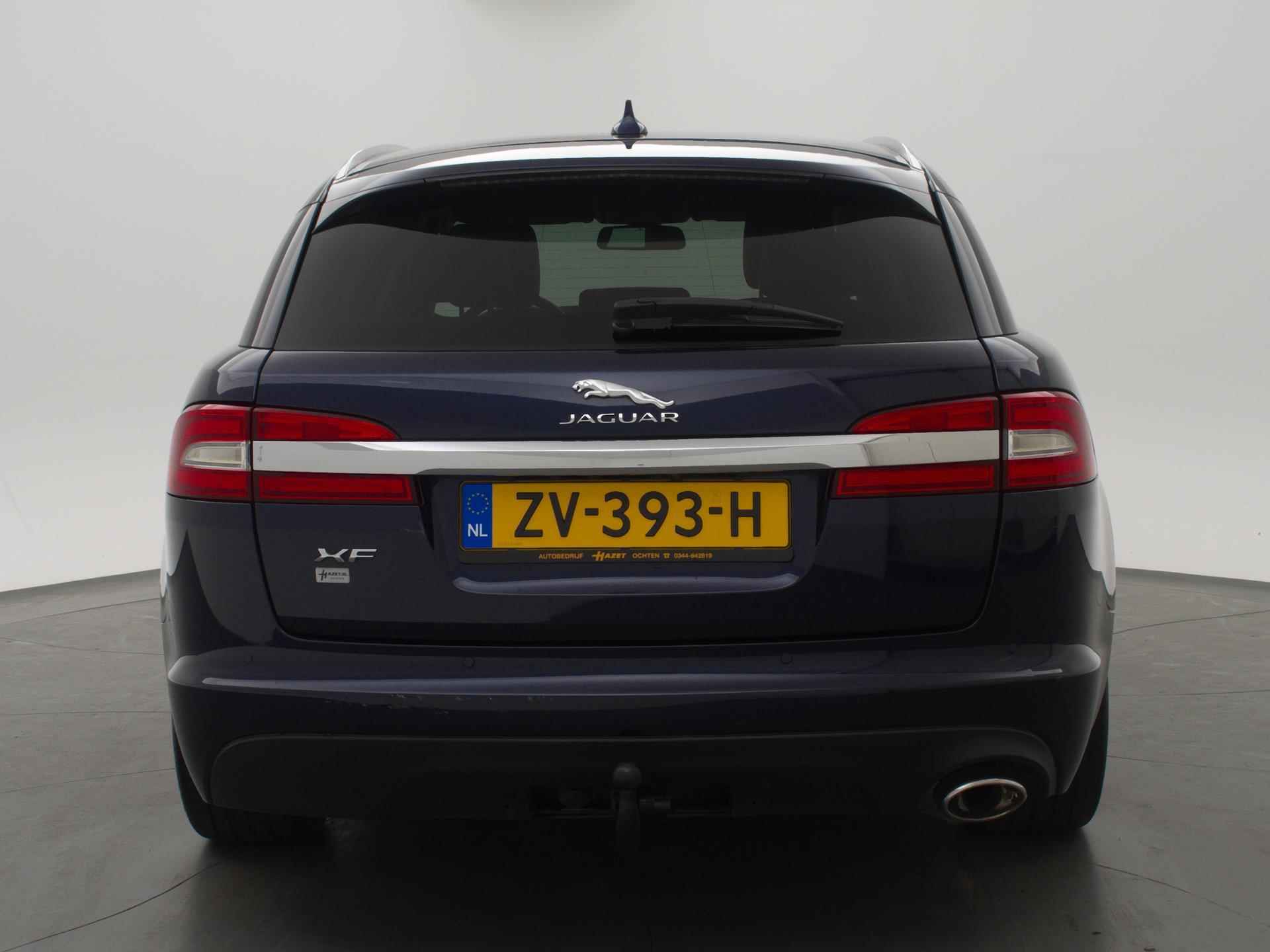 Jaguar XF Sportbrake 2.2D S 200 PK AUT8 + CAMERA / TREKHAAK - 10/30