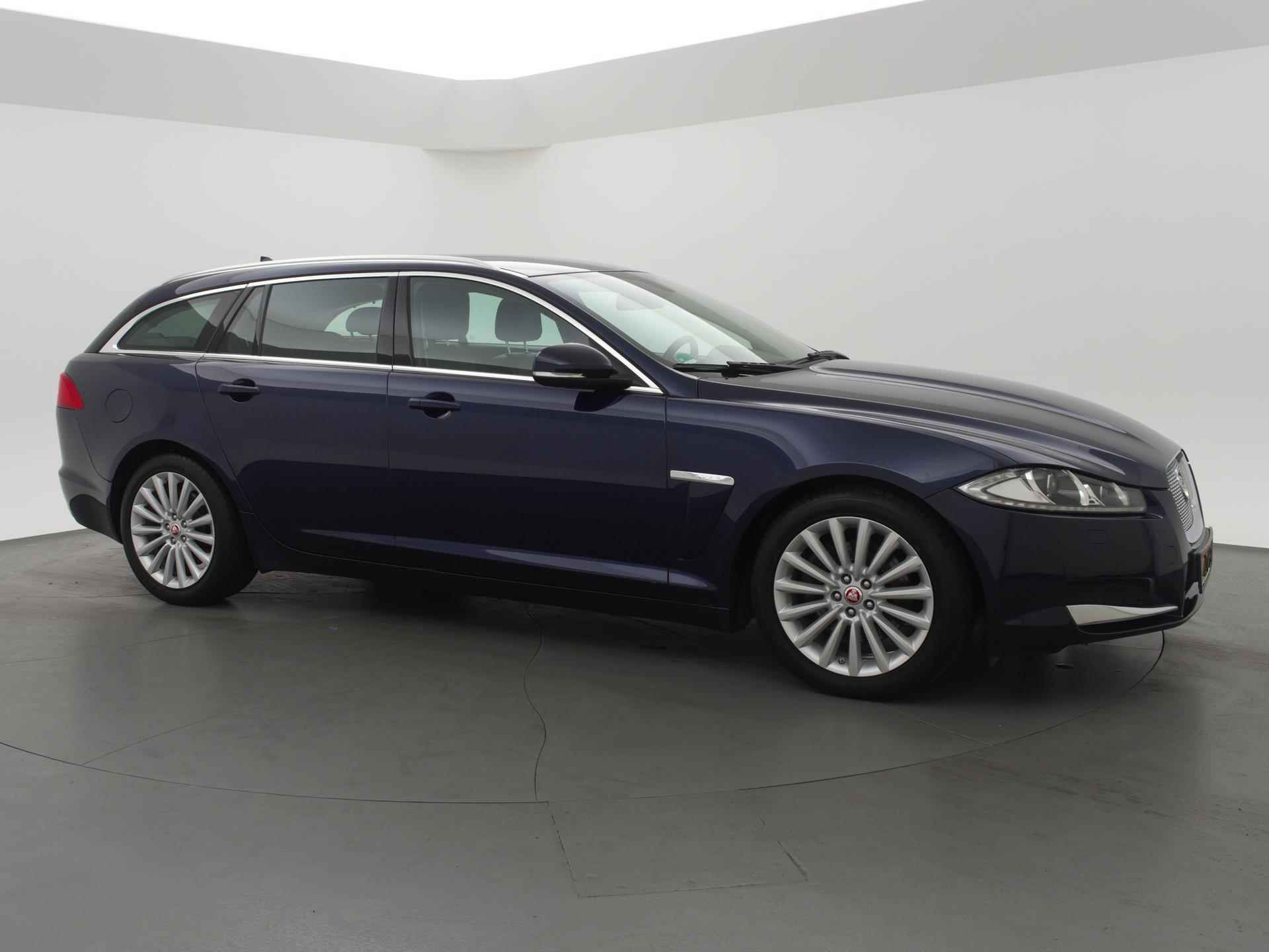 Jaguar XF Sportbrake 2.2D S 200 PK AUT8 + CAMERA / TREKHAAK - 18/30