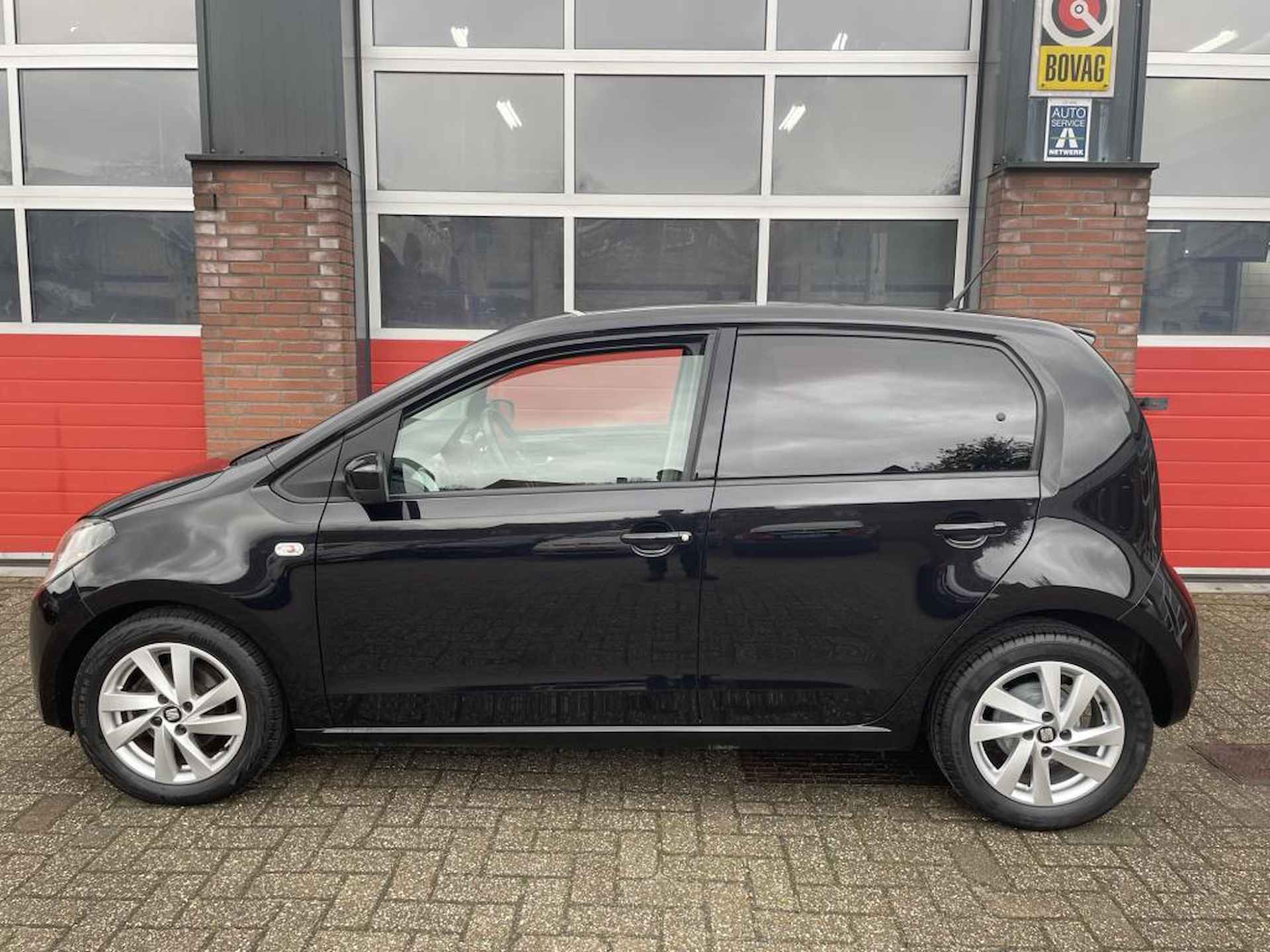 Seat Mii 1.0 Sport Dynamic, Stoelverwarming, Airco, Parkeersensoren - 3/16