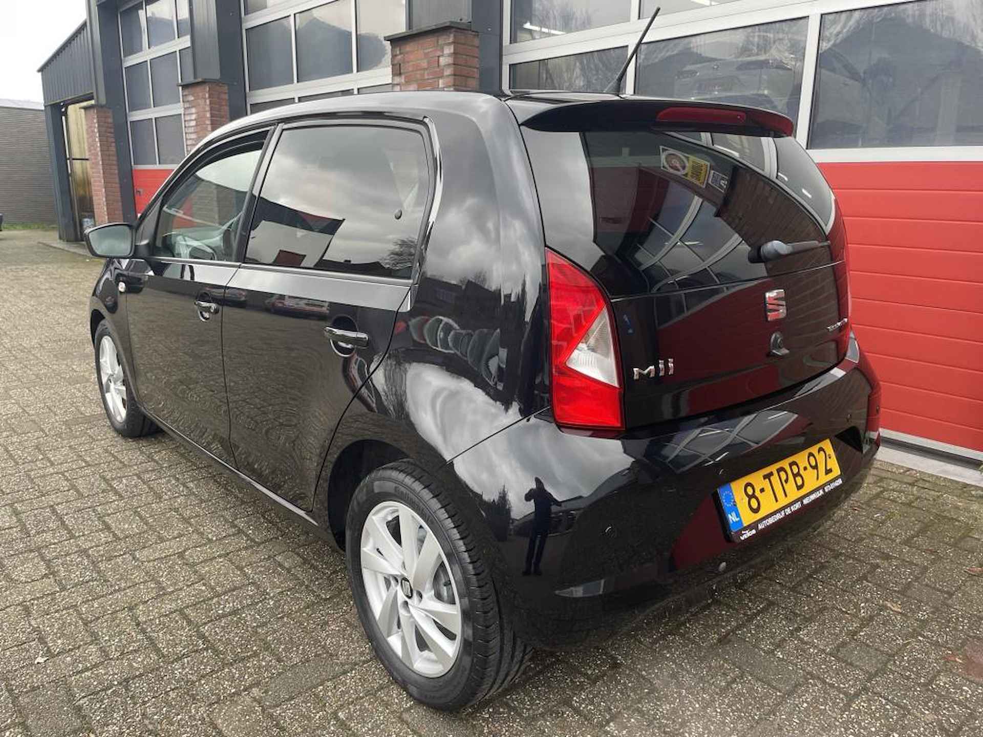 Seat Mii 1.0 Sport Dynamic, Stoelverwarming, Airco, Parkeersensoren - 5/16