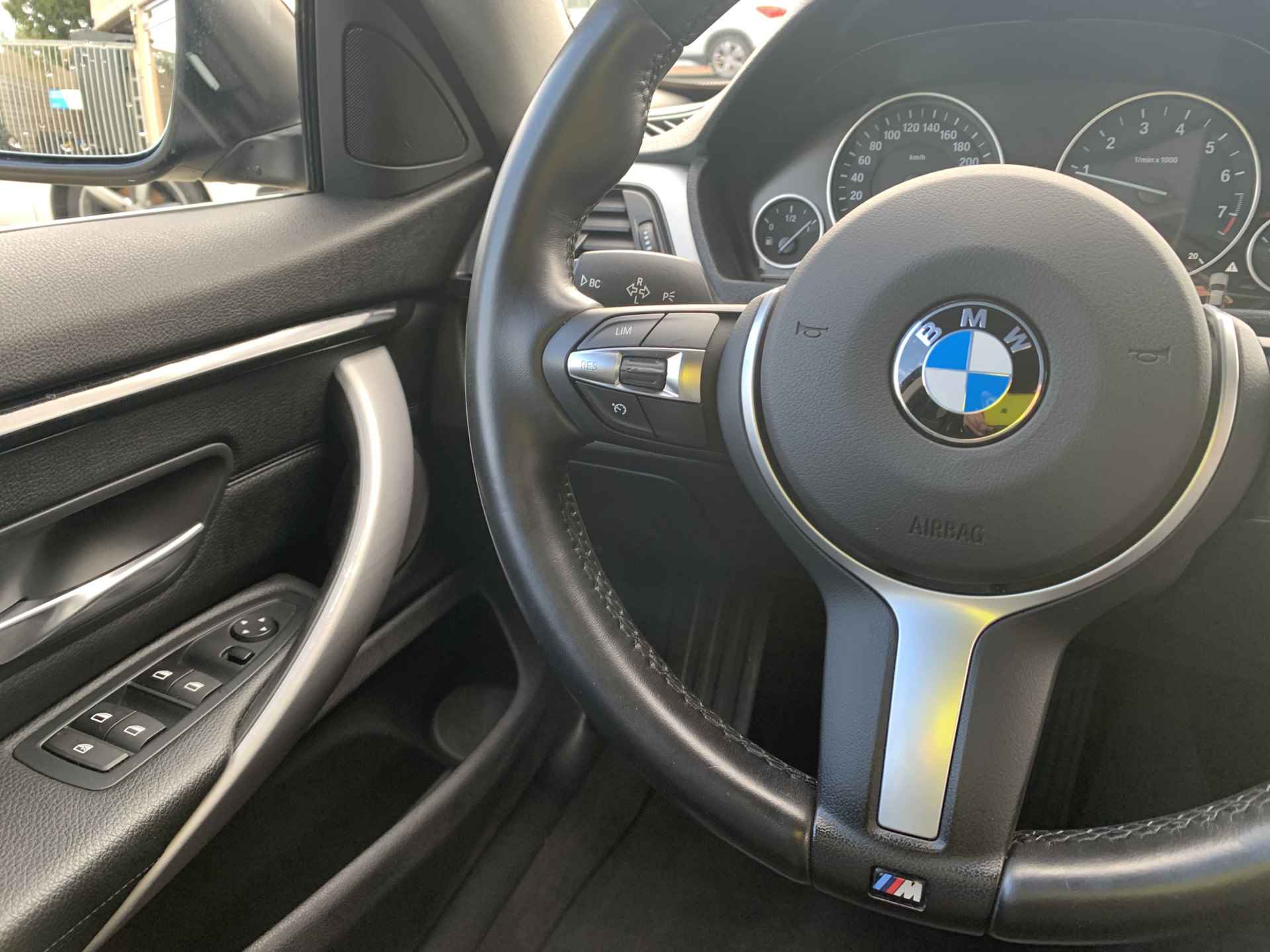 BMW 4 Serie Gran Coupé 418i High Executive Aut. M-Sport | Navi | Leer - 11/33