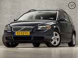 Volvo V50 2.4 141Pk Automaat (5 CILINDER, CLIMATE, CRUISE, XENON, ARMSTEUN, LEDER, SPORTSTOELEN, LM VELGEN, TREKHAAK, NIEUWE APK, NIEUWSTAAT)