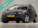 Volvo V50 2.4 141Pk Automaat (5 CILINDER, CLIMATE, CRUISE, XENON, ARMSTEUN, LEDER, SPORTSTOELEN, LM VELGEN, TREKHAAK, NIEUWE APK, NIEUWSTAAT)