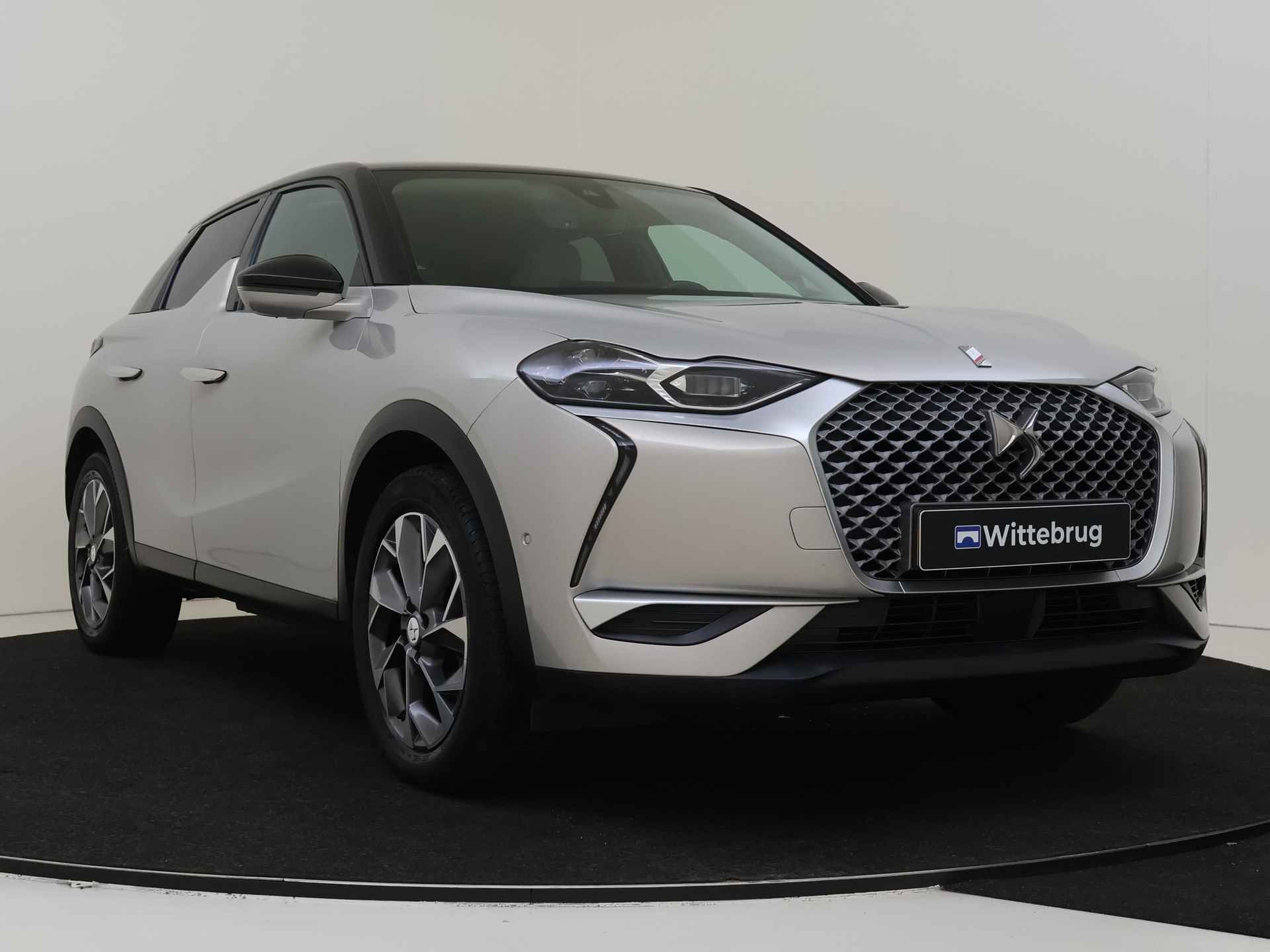 DS DS 3 Crossback E-Tense Performance Line+ 50 kWh - 4/46