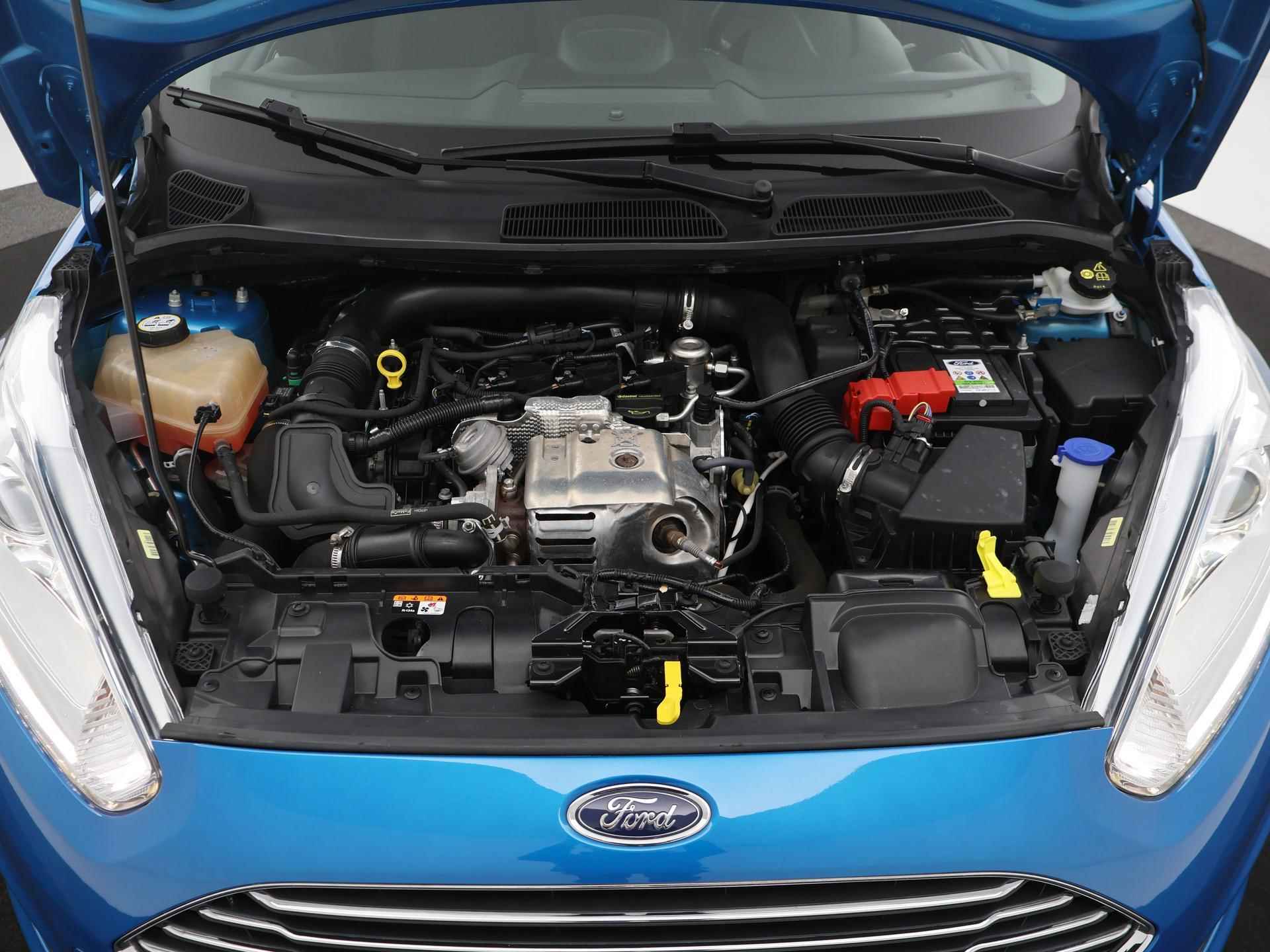 Ford Fiesta 1.0 EcoBoost 100PK Candy Blue Edition NAVI|CLIMA|PDC|CRUISE|16INCHVOORRUITVERWARMING - 27/31