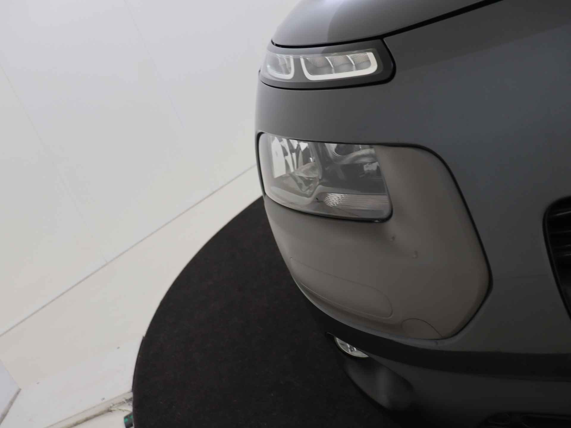 Citroën C4 Cactus 1.2 VTi Shine Ypenburg - 14/40