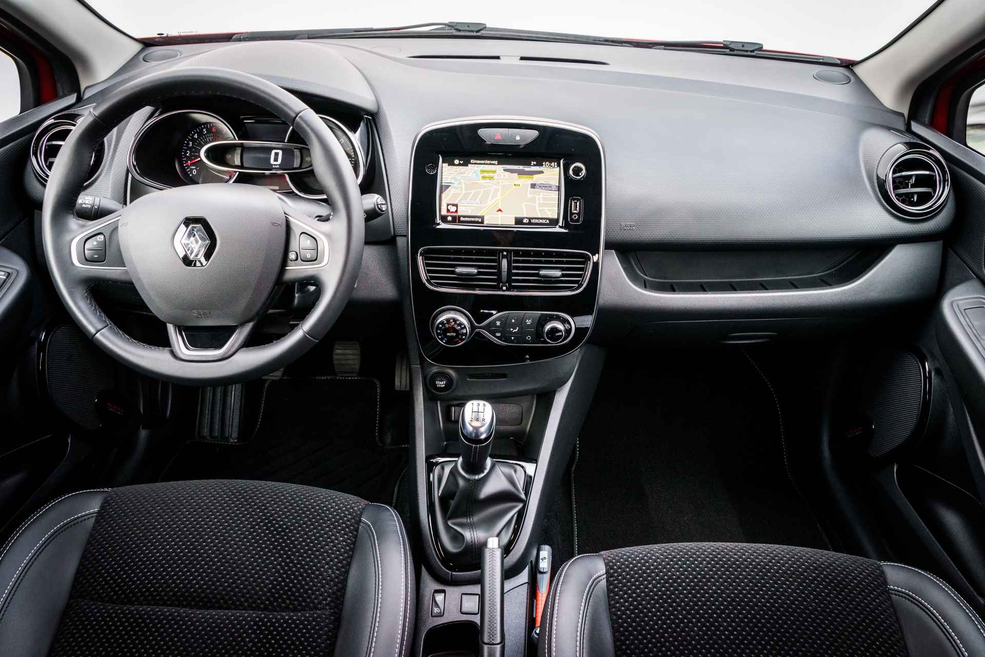 Renault Clio 0.9 90 PK TCe Intens RIJKLAAR 1 e EIGN Clima I  I Navi | PDC V/A | MTLC | Achteruitrijcamera | - 19/36