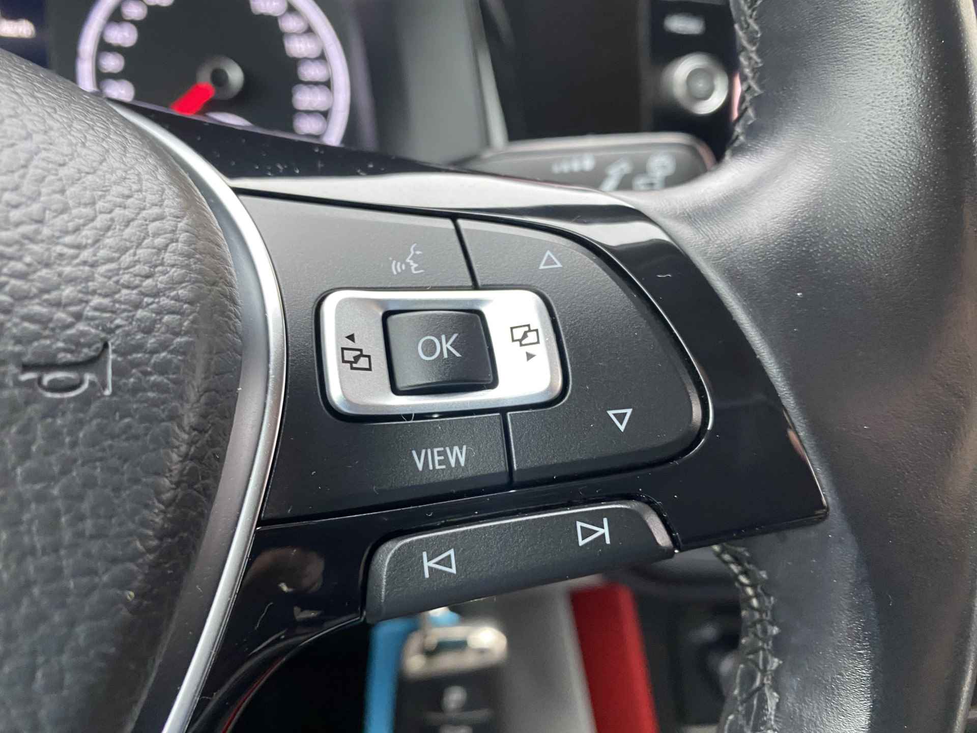 Volkswagen Polo 1.0 TSI Beats / ADAPT. CRUISE/ BEATS AUDIO/ APP CONNECT/ NAVI/ CLIMA/ DAB/ 16" LMV/ - 17/40
