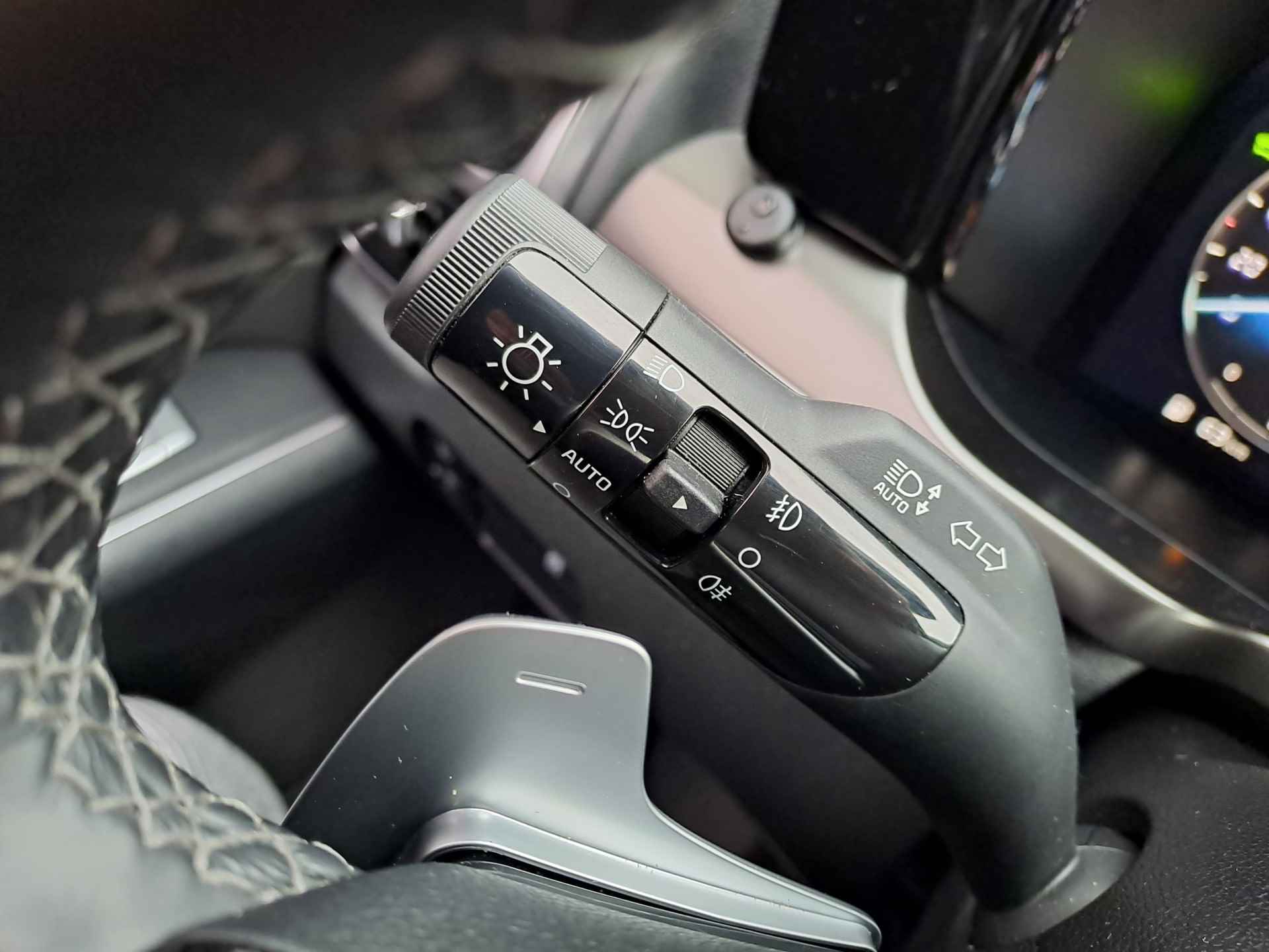Kia Sorento 1.6 T-GDI Hybrid 2WD DynamicLine 7p. 7 Pers. | Automaat | Navi - 25/43