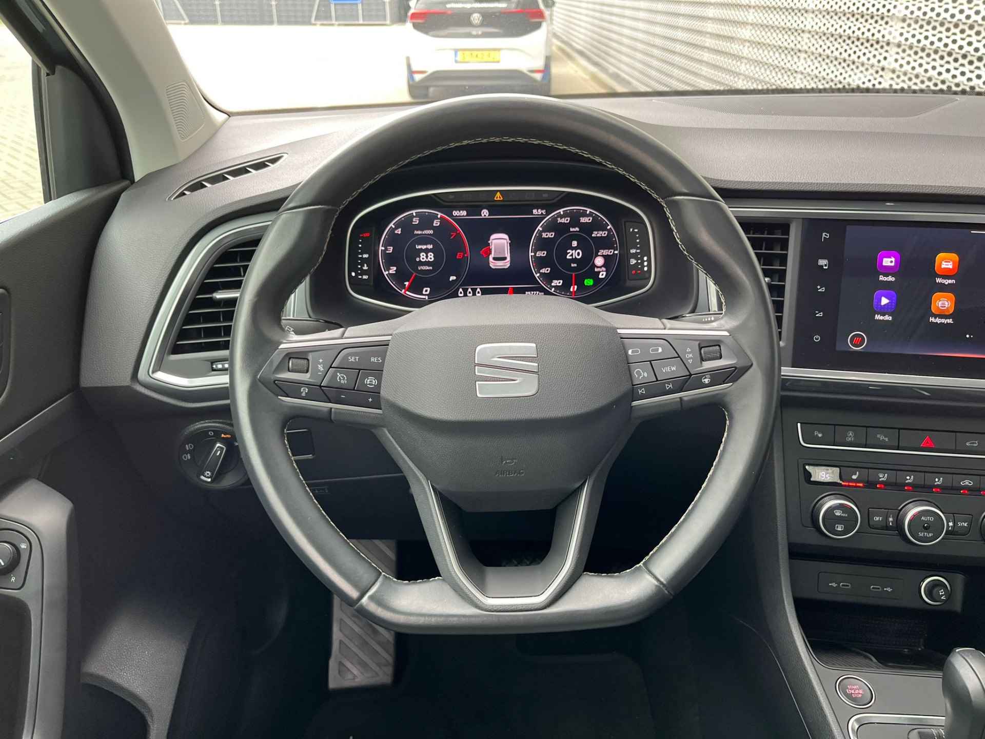 SEAT Ateca 1.5 TSI 150pk DSG Style / Panoramadak / Virtual Cockpit / Facelift / LMV / Navi / 360 Camera / Stuur en Stoelverwarming ** - 14/32