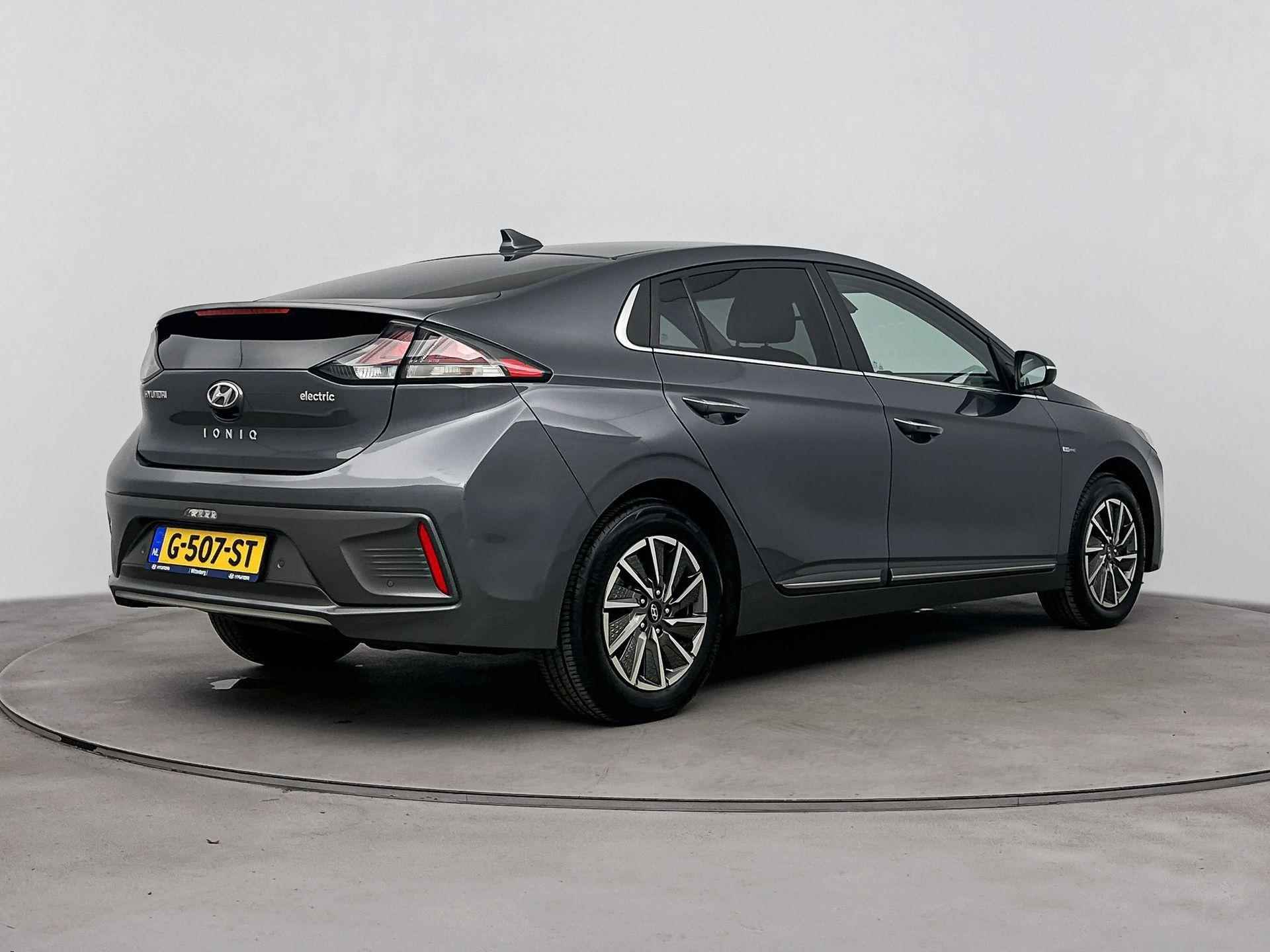 Hyundai IONIQ COMFORT EV 38 kWh | NAVI | CLIMA | CRUISE | CAMERA | PDC | 16'' LMVELGEN | PRIVACY GLASS | STOELVERWARMING | - 3/32