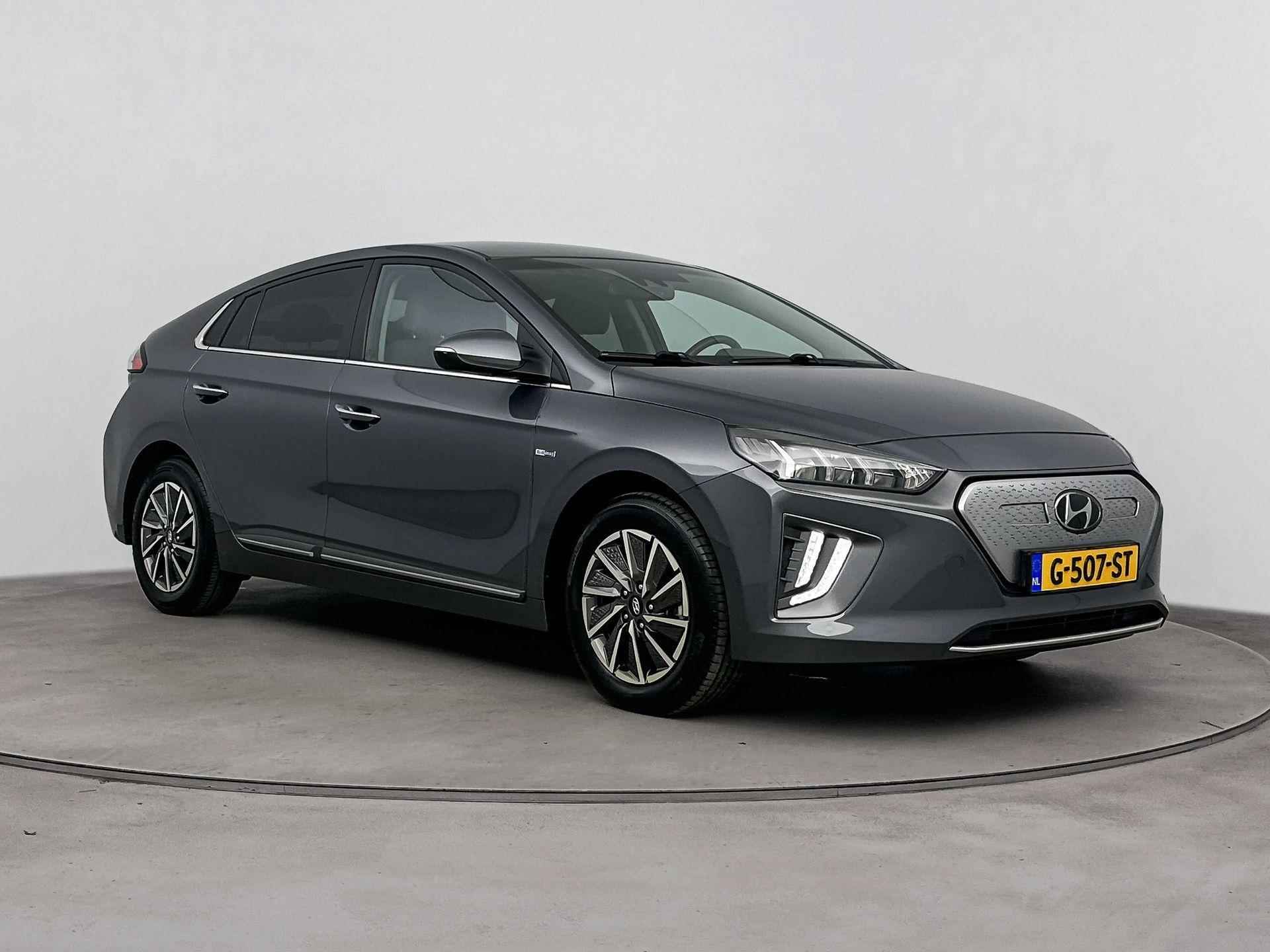 Hyundai IONIQ COMFORT EV 38 kWh | NAVI | CLIMA | CRUISE | CAMERA | PDC | 16'' LMVELGEN | PRIVACY GLASS | STOELVERWARMING | - 7/32