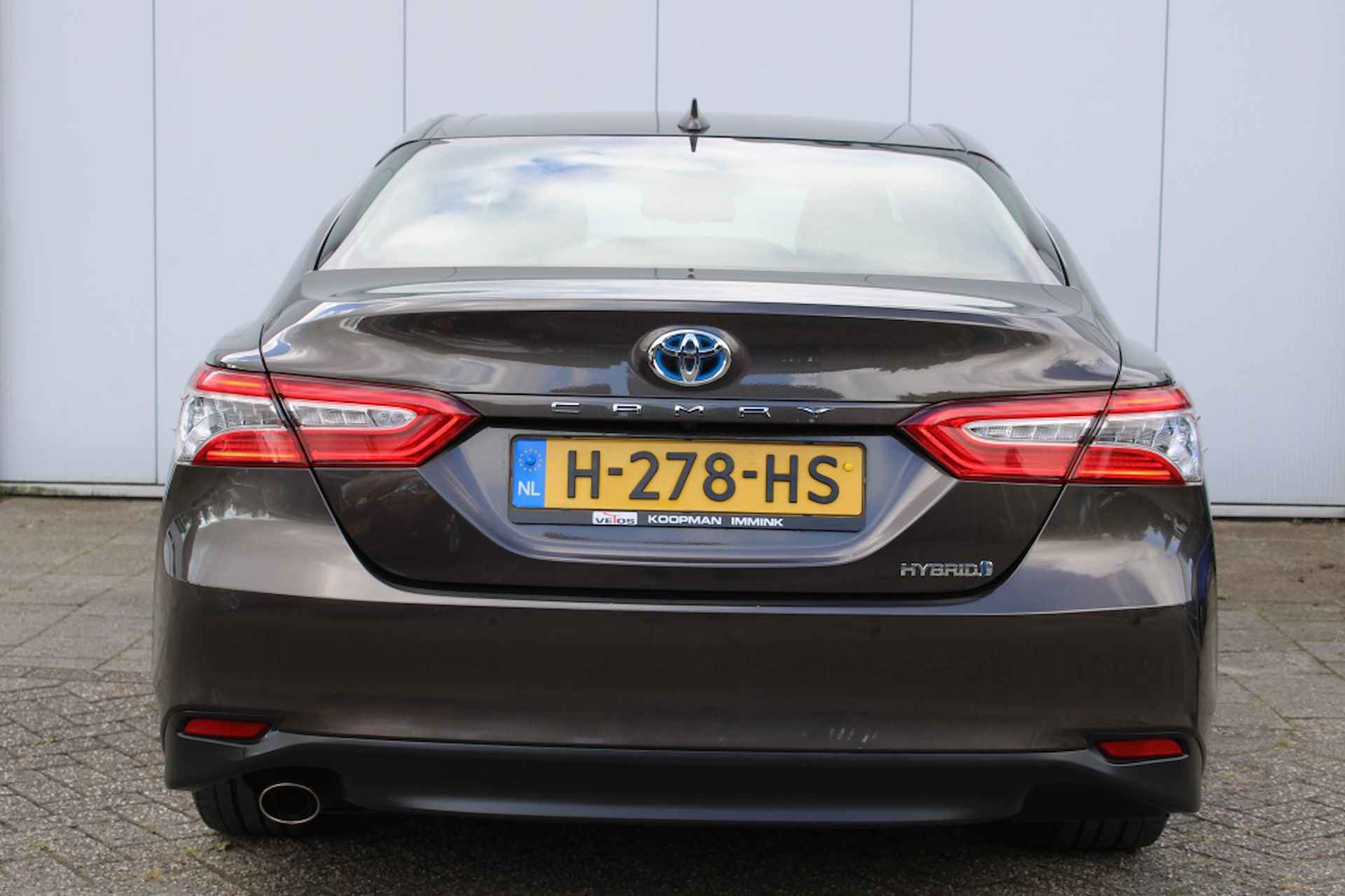 Toyota Camry 2.5 Hybrid Premium - 29/33