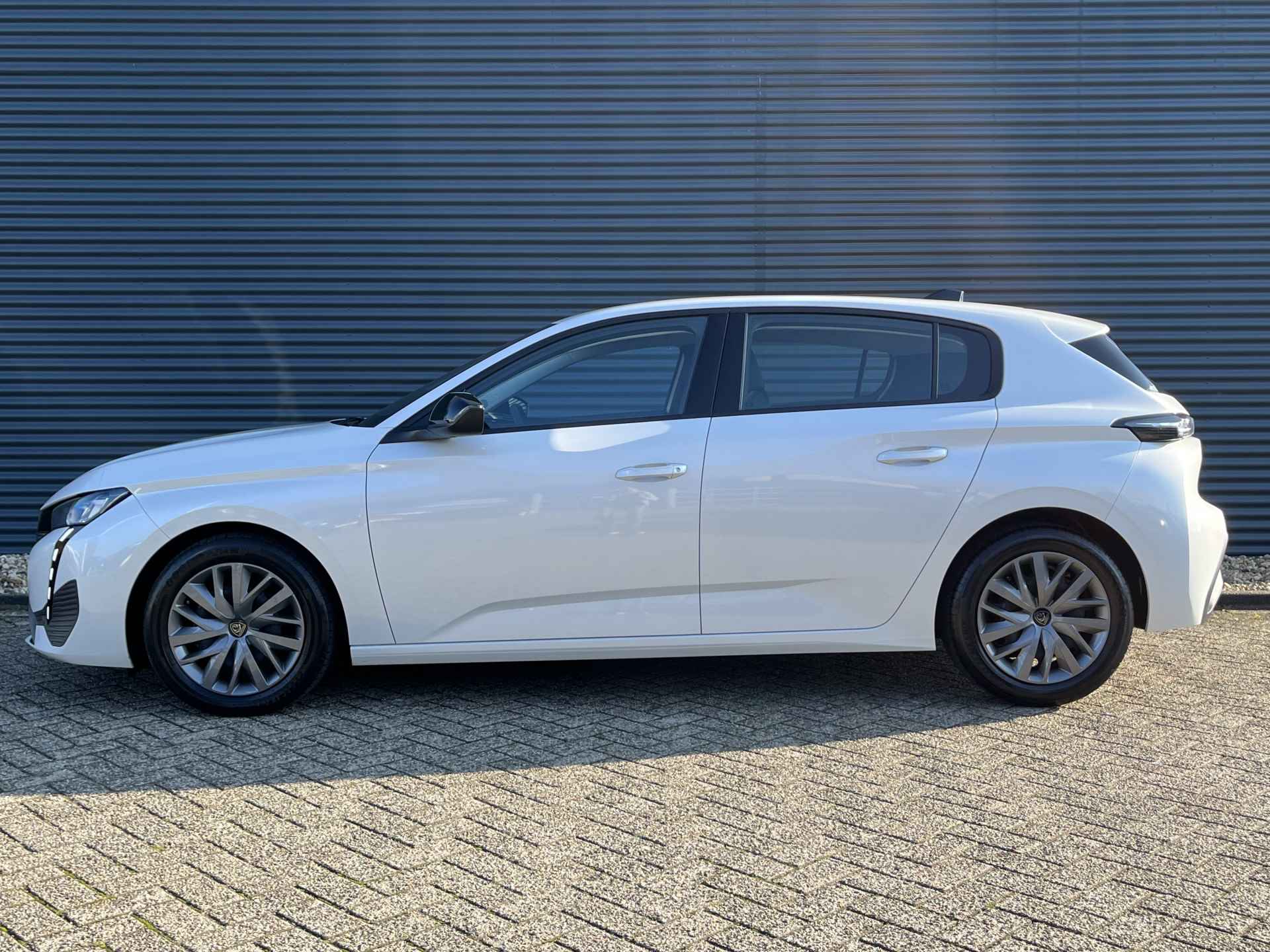 Peugeot 308 1.2 PureTech Active Pack Business | Navigatie | Stoelverwarming | Comfortstoelen - 11/29