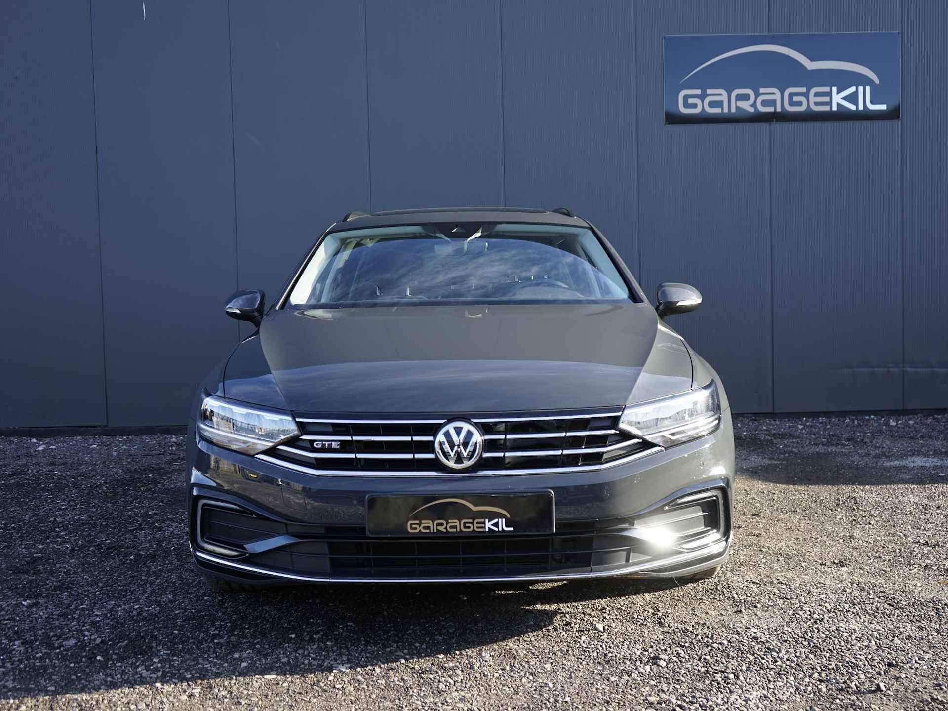 Volkswagen Passat Variant 1.4 TSI PHEV GTE Business Panorama dak / Virtual / BTW /  active demping / Trekhaak / Privacy glass / Ergo comfort - 3/35