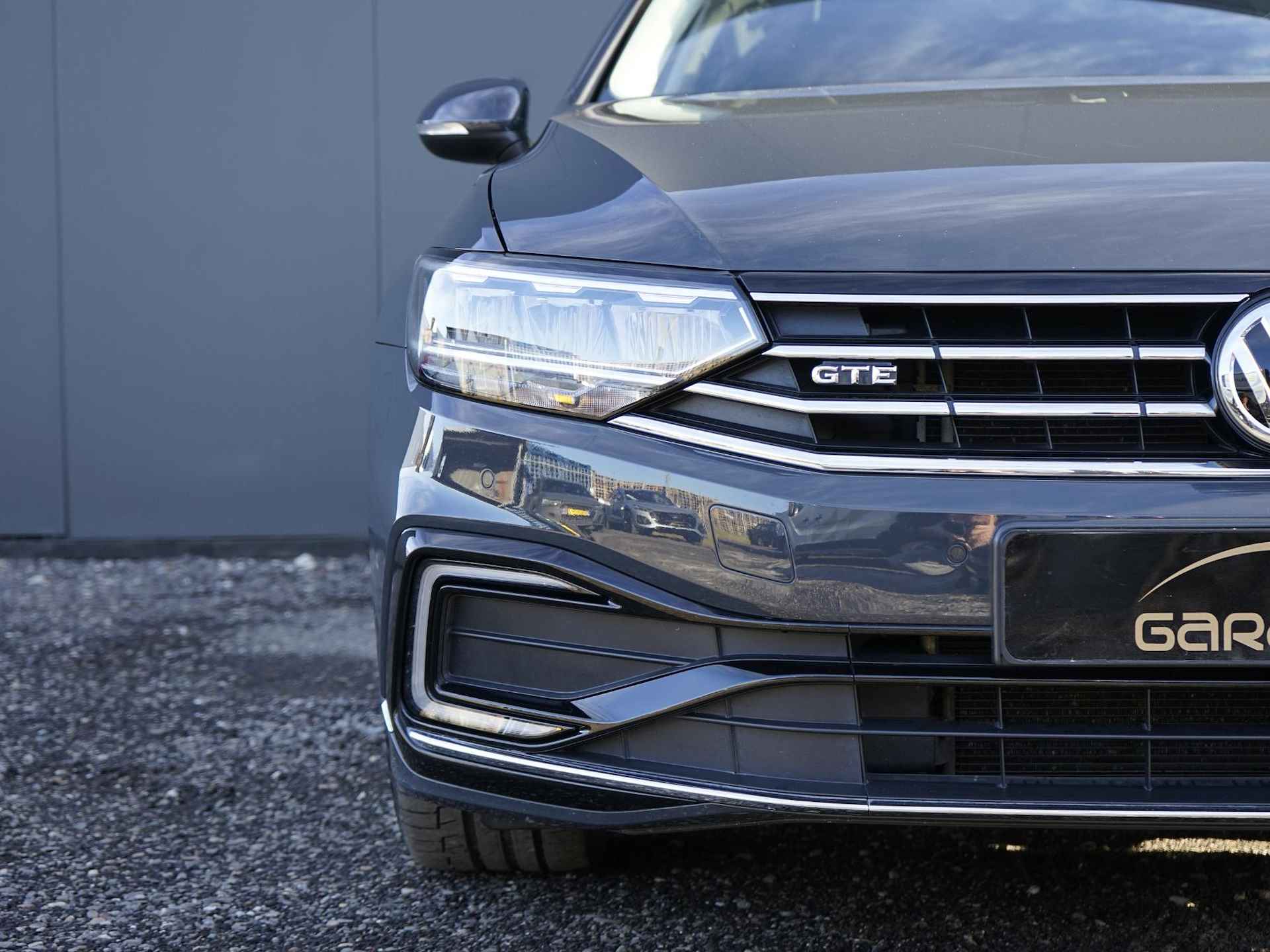 Volkswagen Passat Variant 1.4 TSI PHEV GTE Business Panorama dak / Virtual / BTW /  active demping / Trekhaak / Privacy glass / Ergo comfort - 32/35