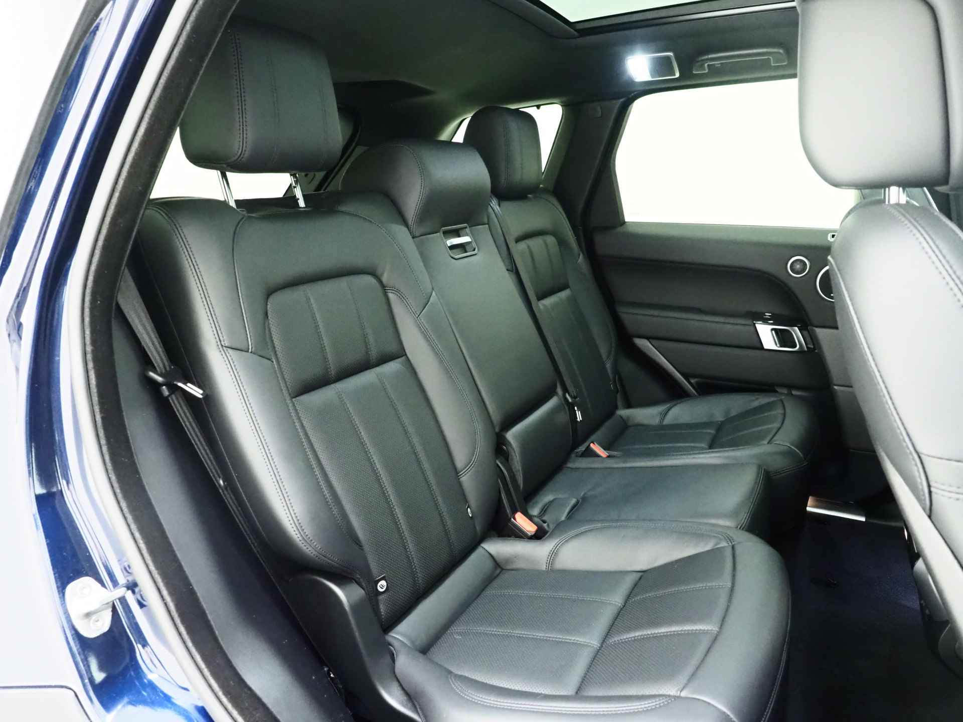 Land Rover Range Rover Sport P400e HSE Dynamic | Panorama schuif/kanteldak | Head-up | Meridian | Cold Climate - 15/36