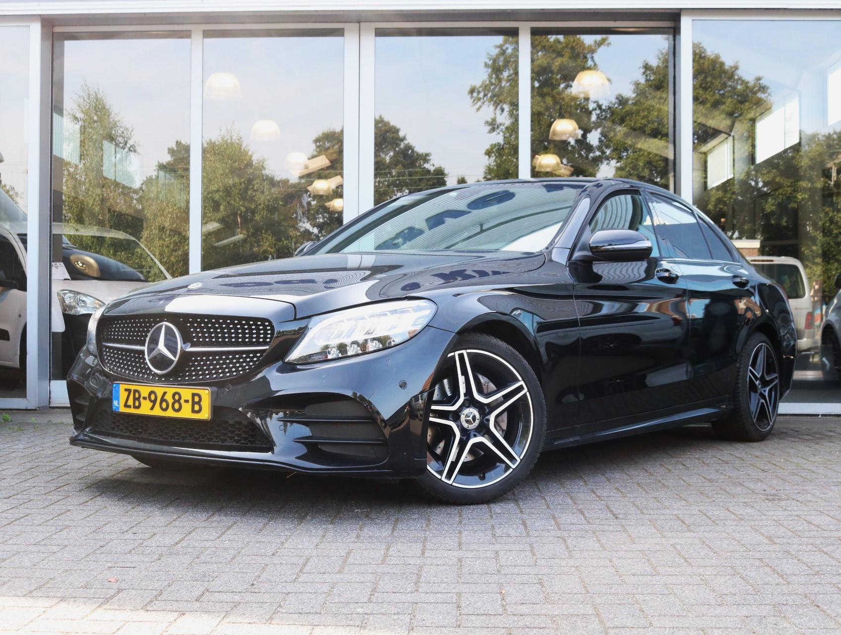 Mercedes-Benz C-klasse 180 Business Solution AMG