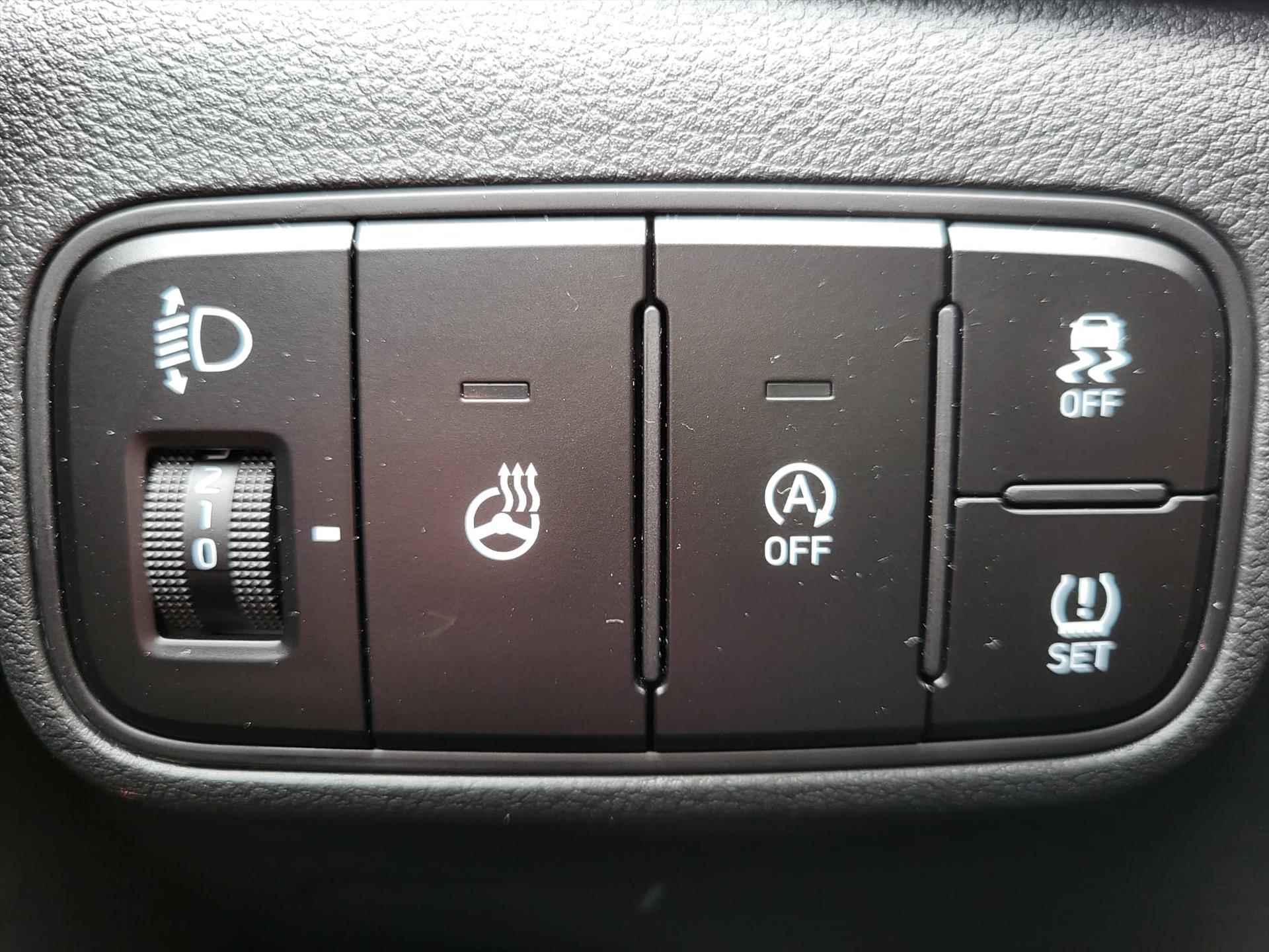 Hyundai Bayon 1.0T 100pk PREMIUM AUTOMAAT | Climate control | 17" Lm velgen | Winterpack | Navigatie by App | Camera - 36/46