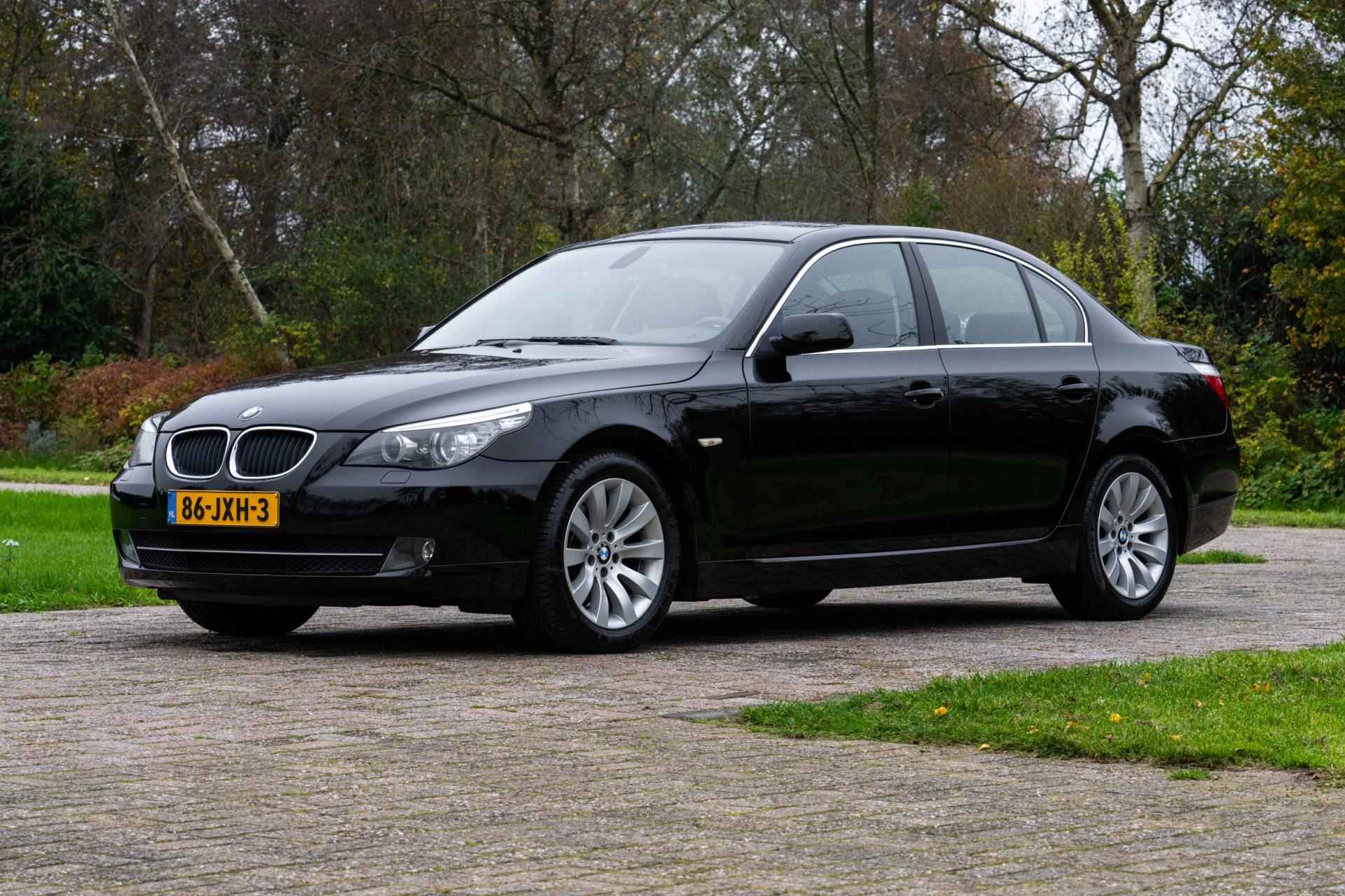 BMW 5-serie 520i Corporate Lease Business Line Edition NL-auto - 2/33