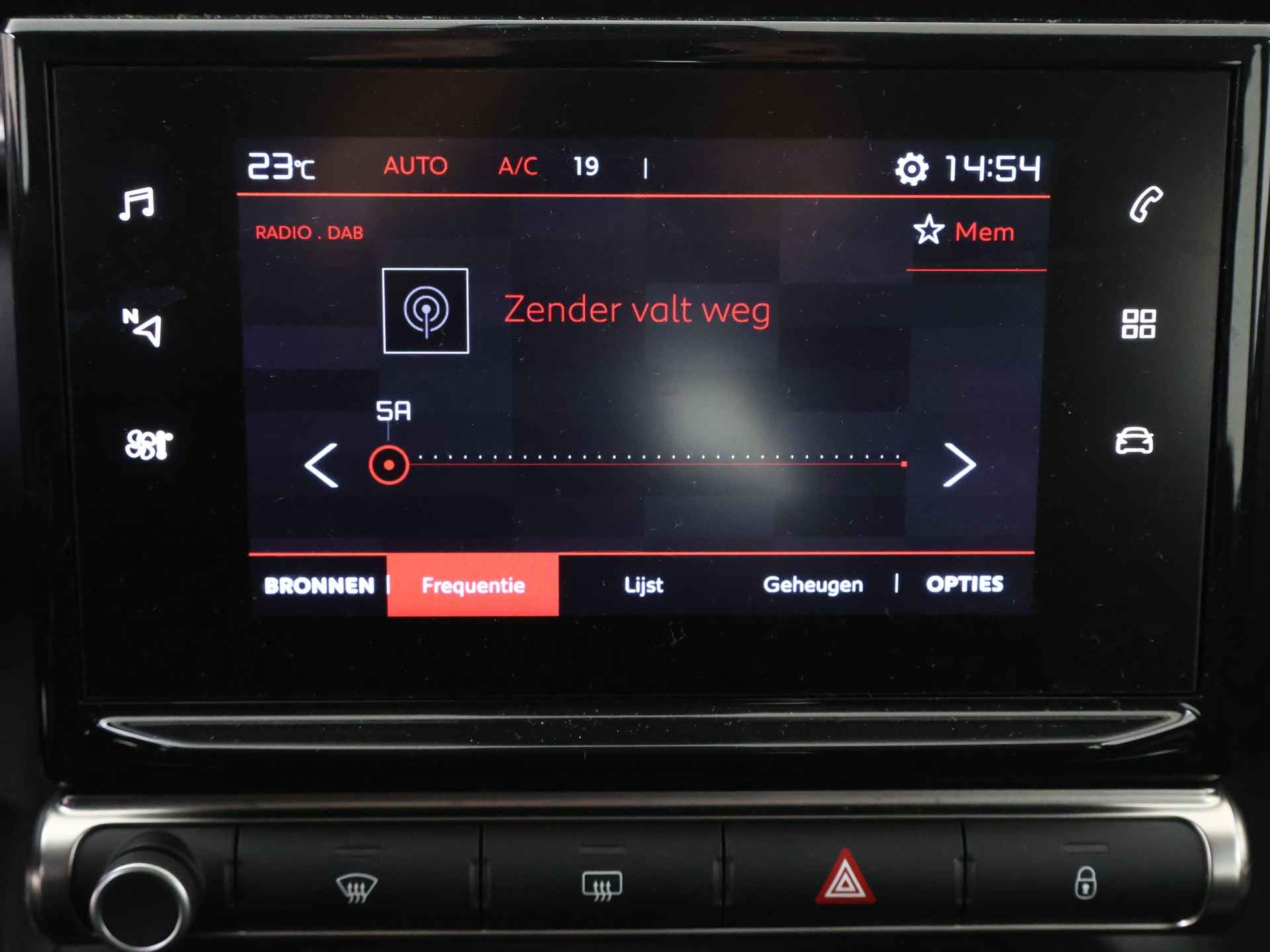 Citroën C3 1.2 PureTech Feel | Climate Control | Apple Carplay en Android Auto - 37/52