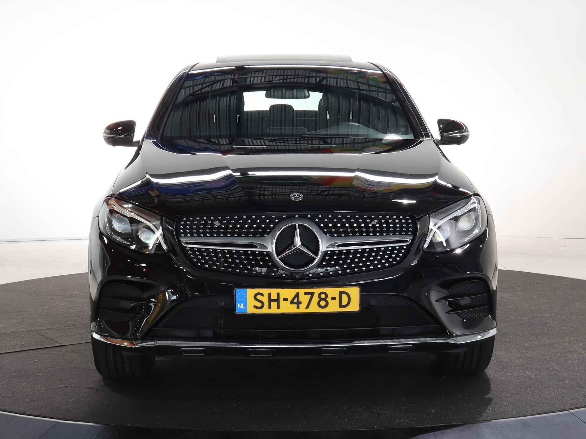 Mercedes-Benz GLC-klasse Coupé 250 4MATIC Premium Plus AMG | Schuifdak | Leder | Dodehoekassistent | Elekt. stoelen met geheugenfunctie | 360 camera | Trekhaak | Treeplanken | Stoelverwarming - 4/28