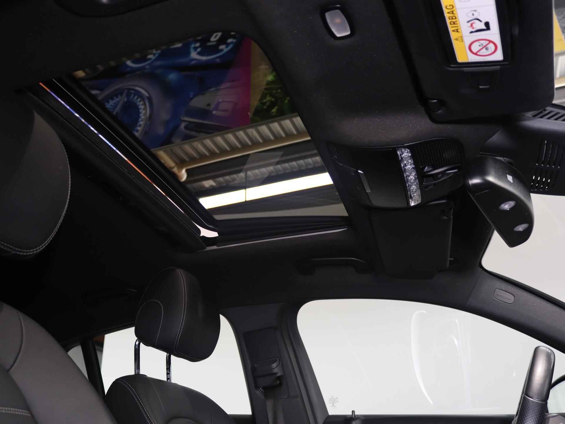 Mercedes-Benz GLC-klasse Coupé 250 4MATIC Premium Plus AMG | Schuifdak | Leder | Dodehoekassistent | Elekt. stoelen met geheugenfunctie | 360 camera | Trekhaak | Treeplanken | Stoelverwarming - 7/28