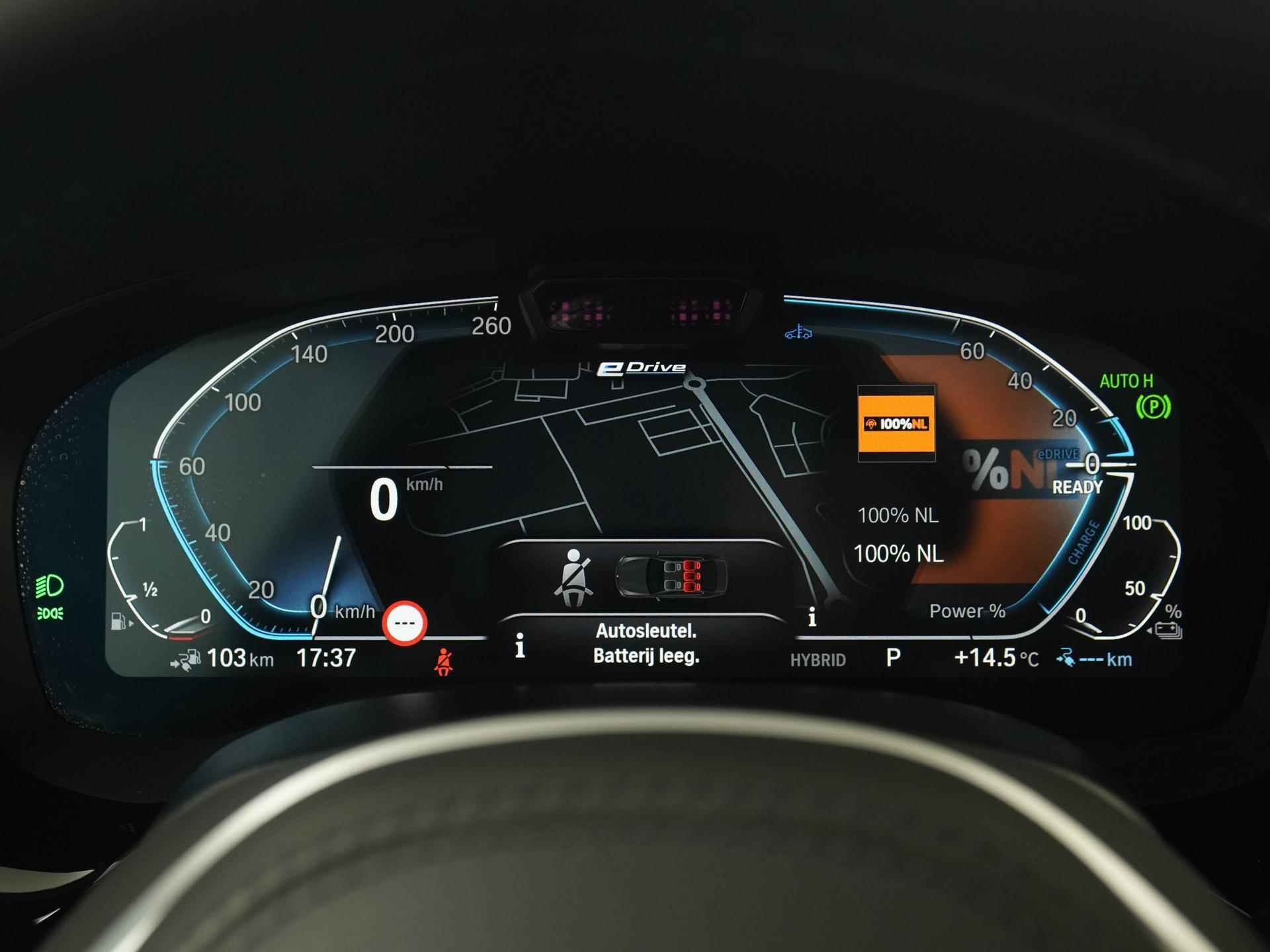 BMW 5-serie Touring 530e M Sport Plug-In | Panoramadak | Head Up | Trekhaak Uitklap | Zondag Open! - 8/40