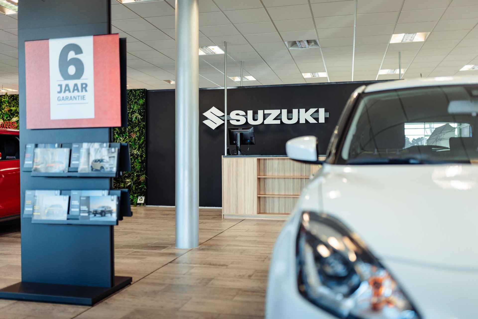 Suzuki Swace 1.8 Hybrid Select | Nieuw te bestellen* | Naar wens samen te stellen | - 6/13