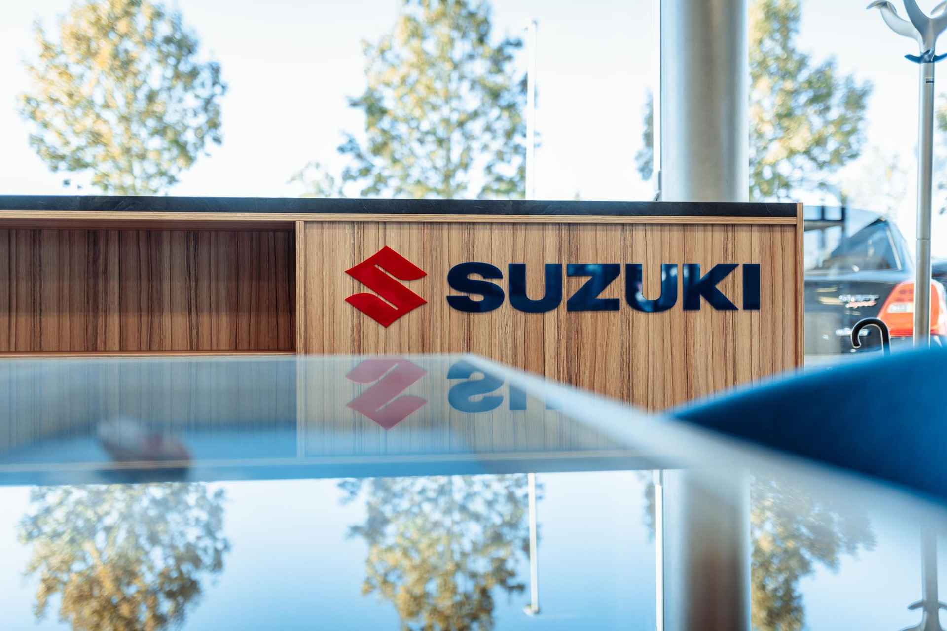 Suzuki Swace 1.8 Hybrid Select | Nieuw te bestellen* | Naar wens samen te stellen | - 9/13