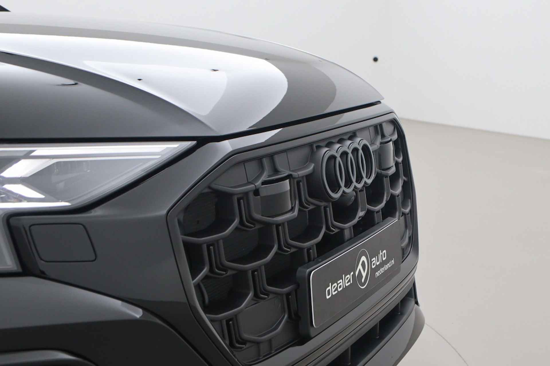 Audi Q8 60 TFSI e Quattro Competition Facelift 2024 | Head-up | Pano | - 50/54